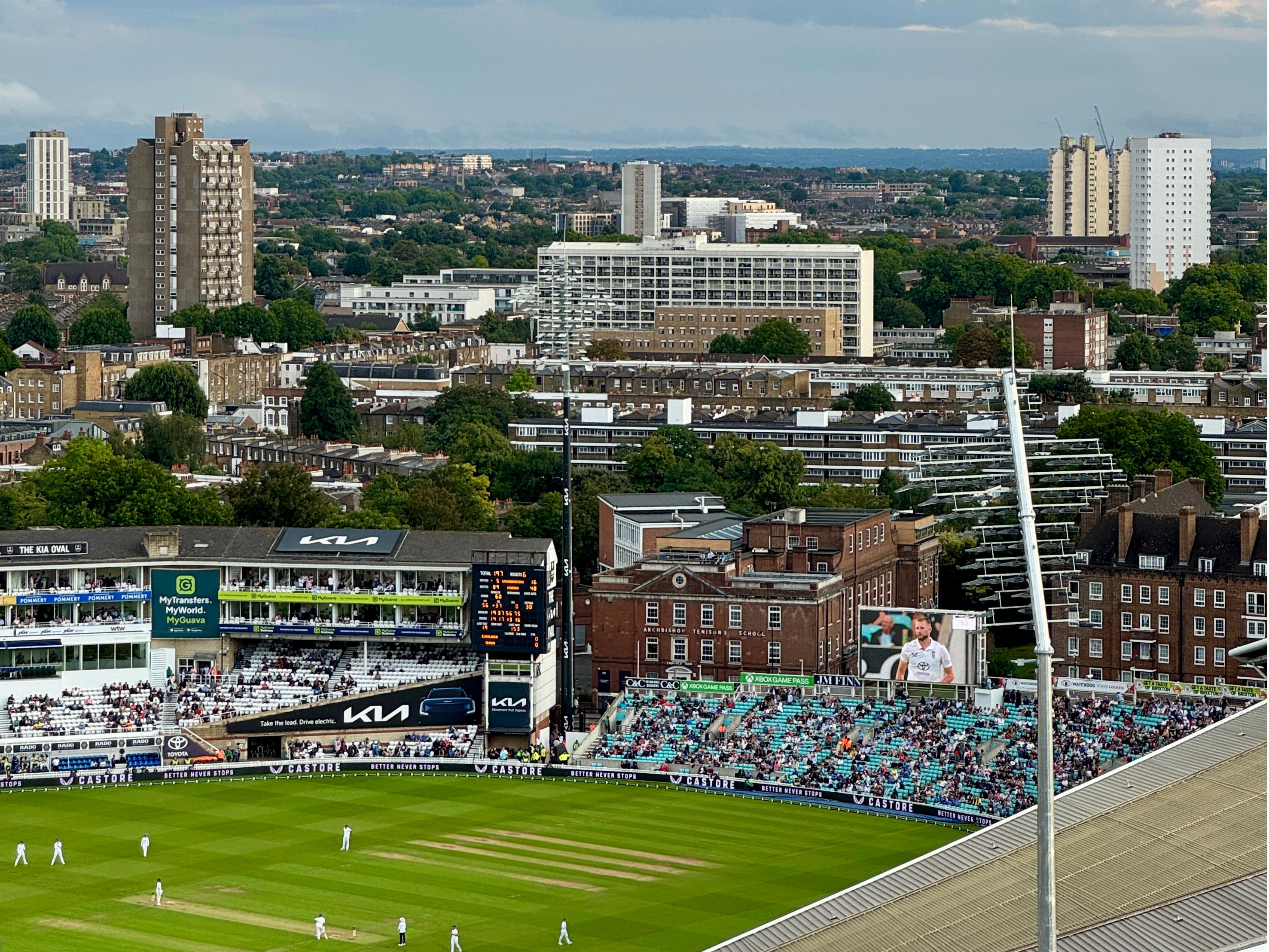 倫敦不同區域的樓價差異為何如此顯著？其背後的原因是什麼？
