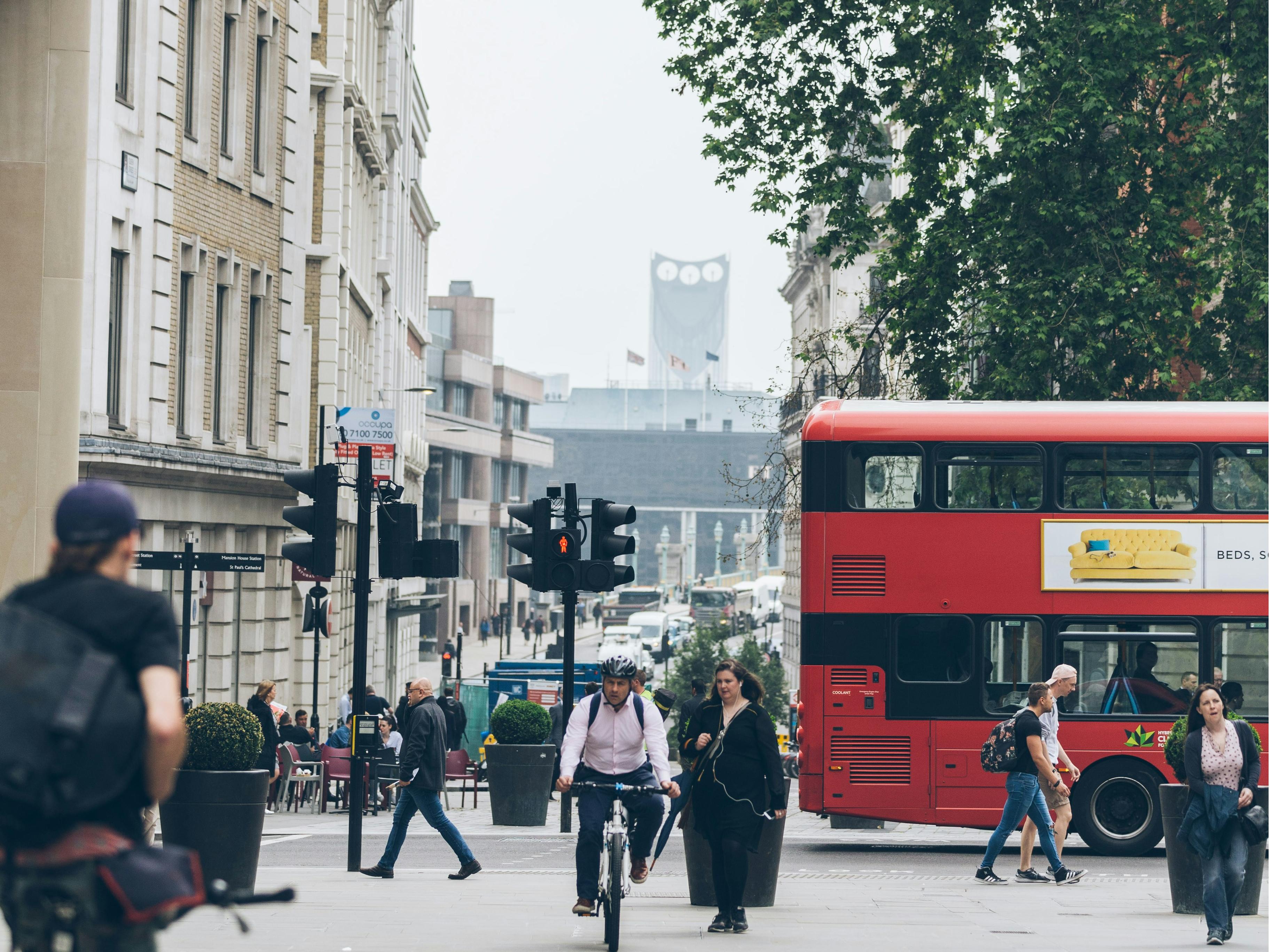 2025年英國房地產市場預測：關鍵趨勢與洞察