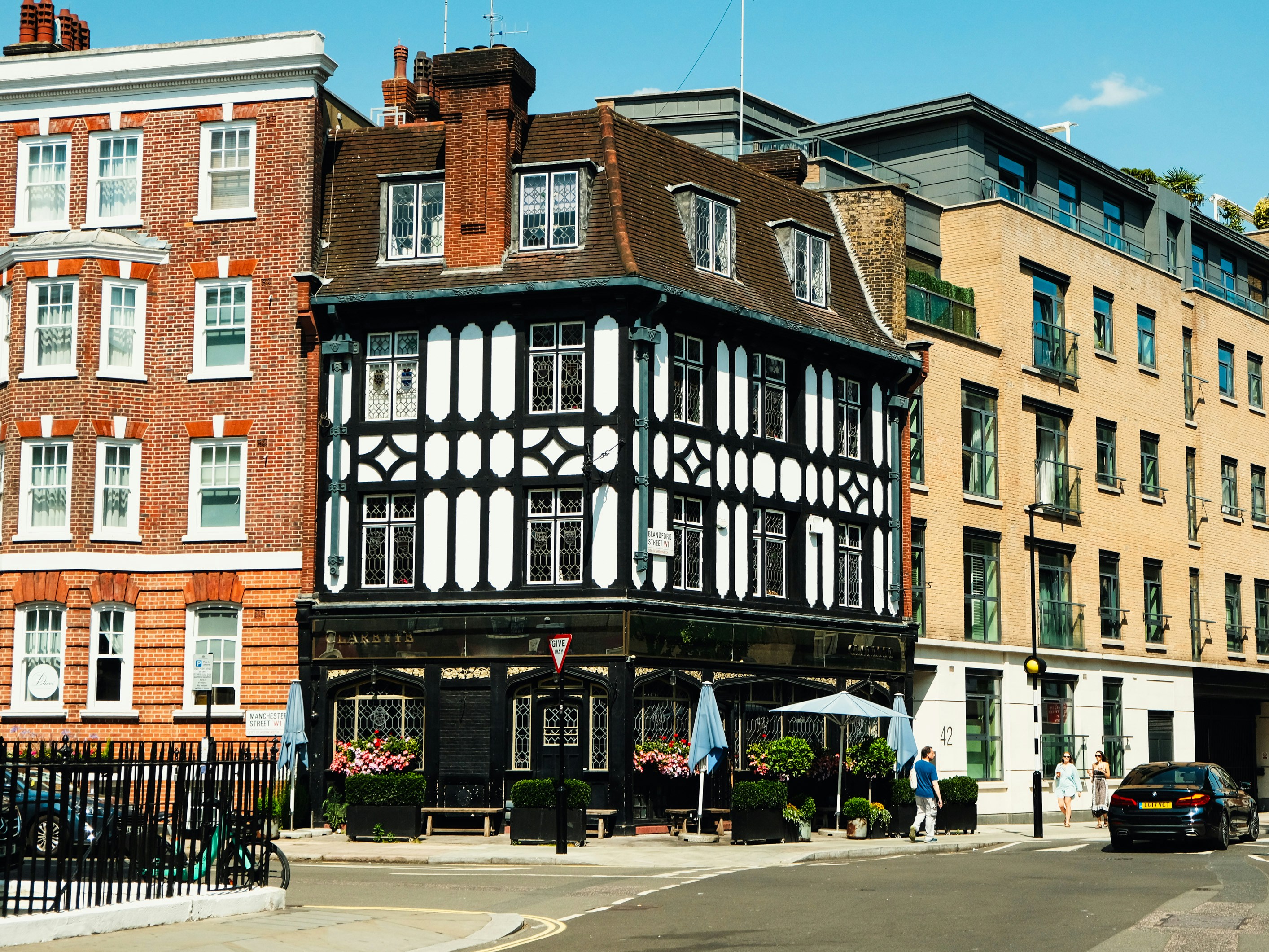 在海外置業買房的資金如何安全匯出和管理？有哪些注意事項？