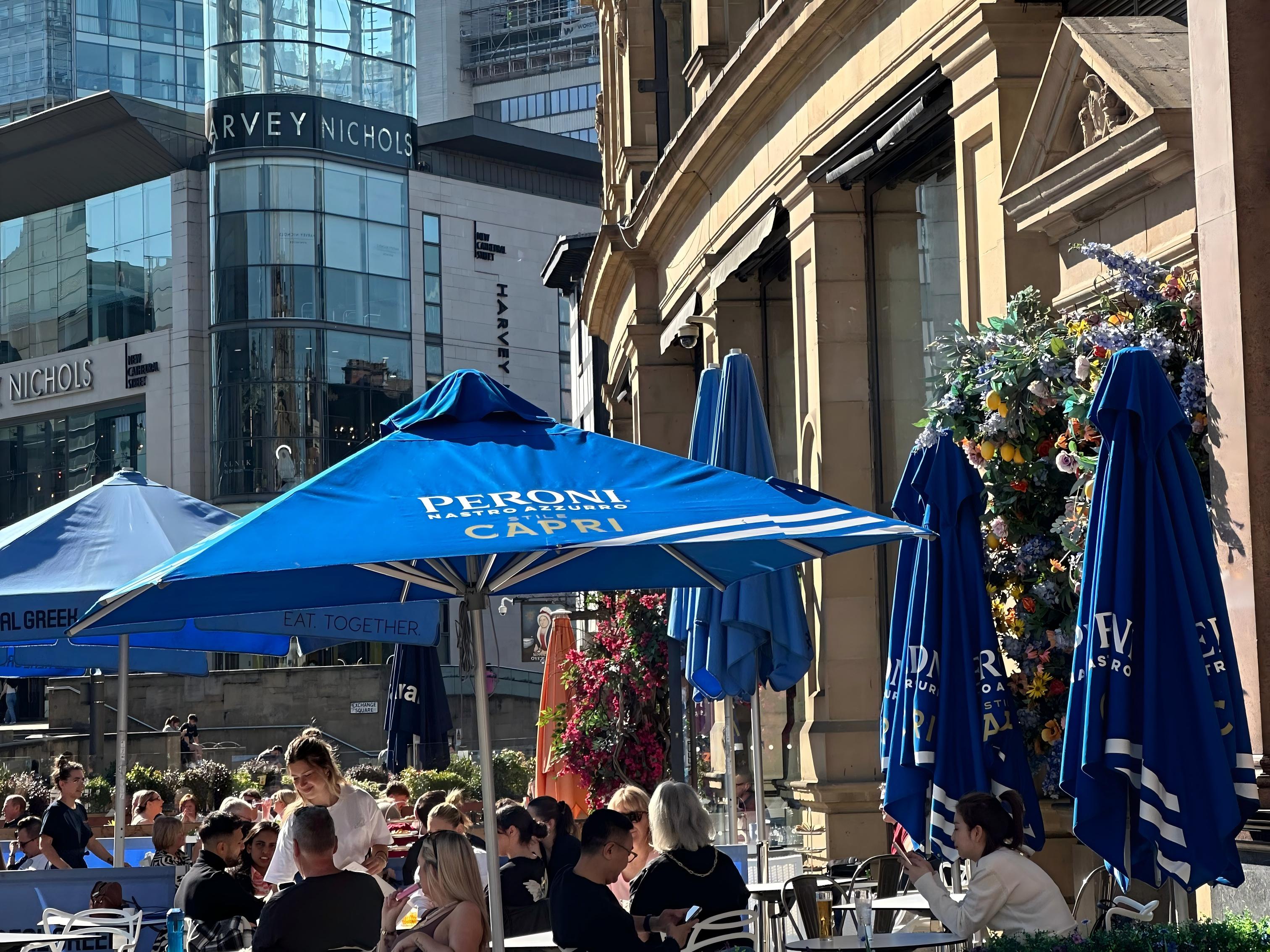 英國藍莎集團 LANSHA UK 2026 全球戰略版圖：三大海外事業部正式啟動與跨境生態服務全面升級