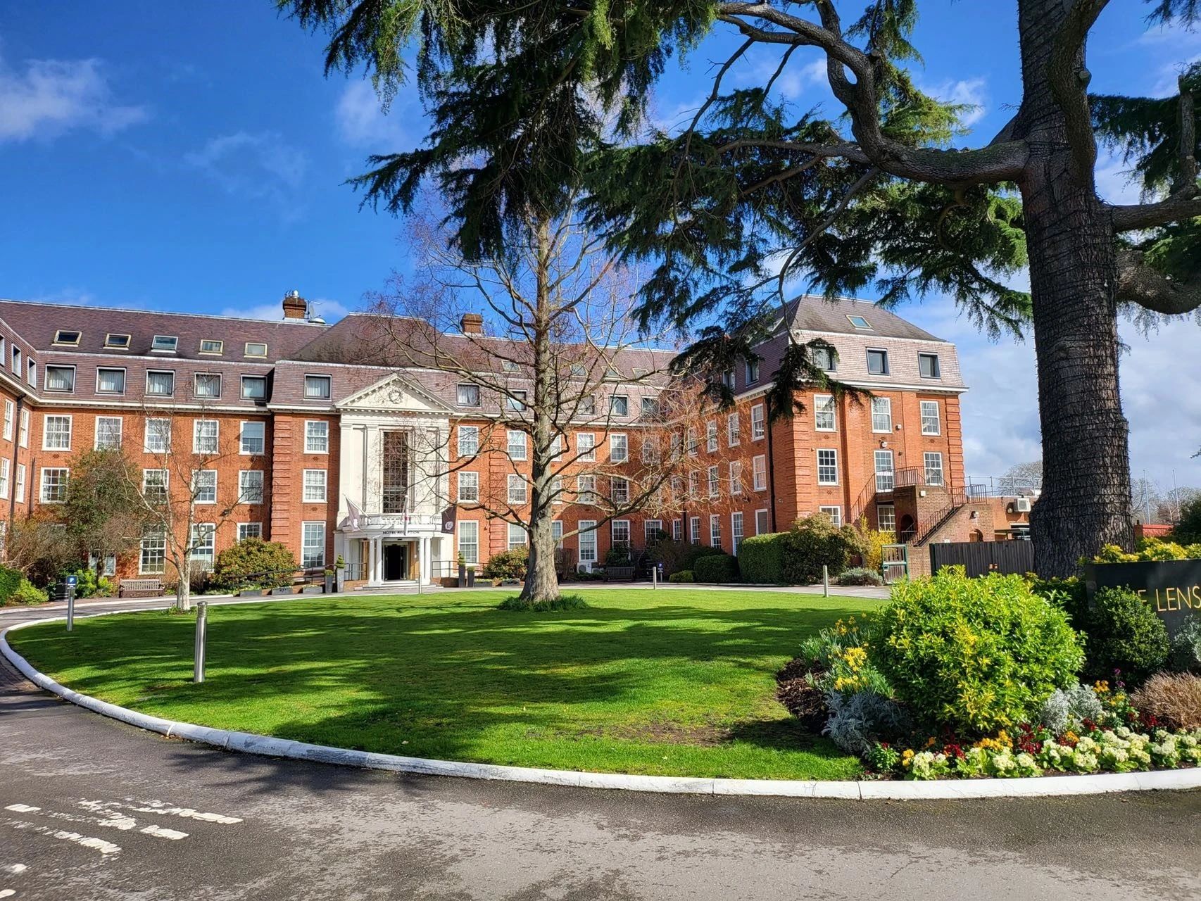 藍莎集團 | 英國置產一站式服務