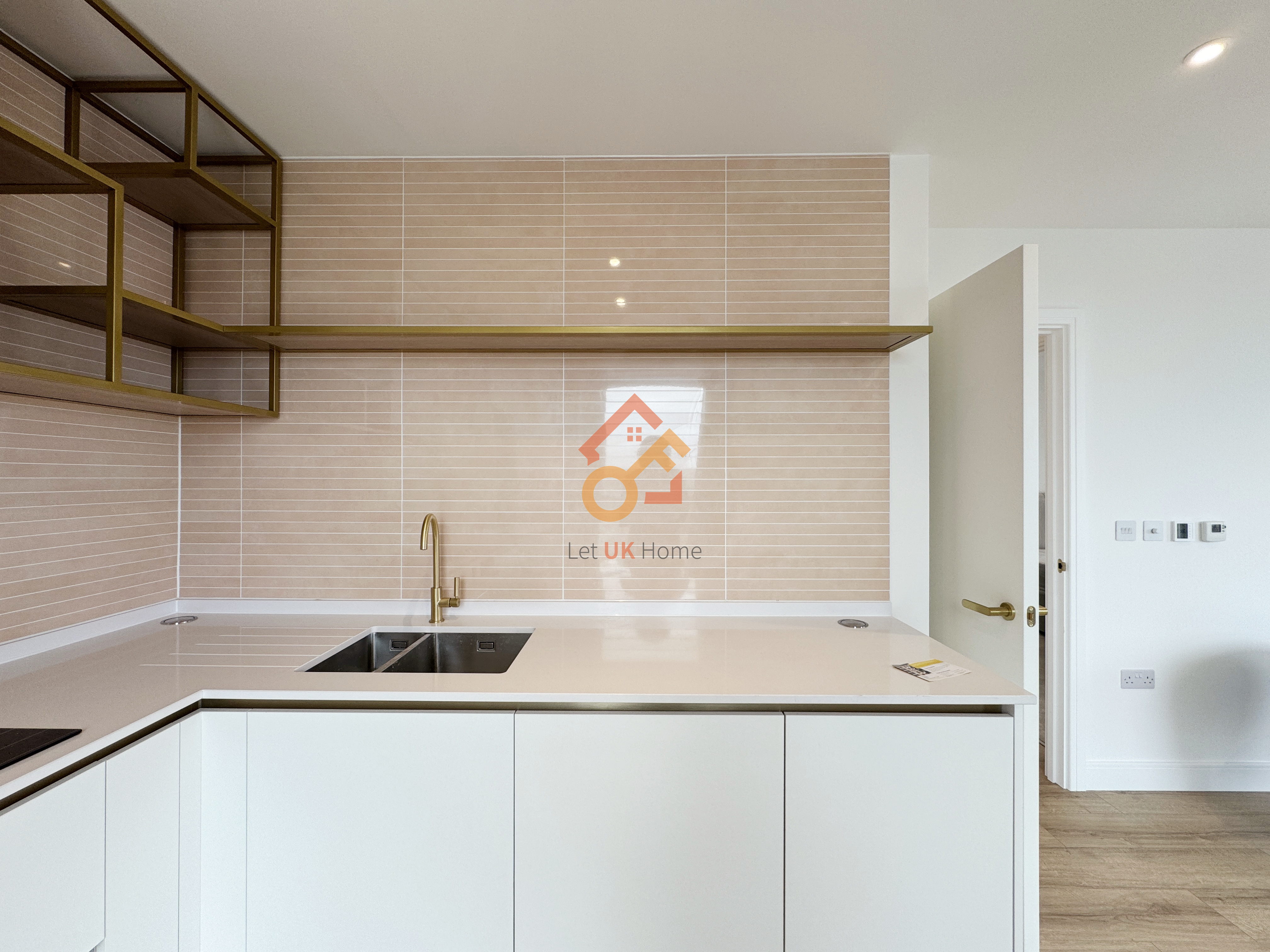 藍莎集團 - 英國樓盤、英國物業代理 | 英國買樓置業一站式服務