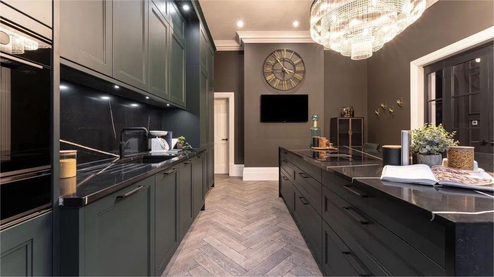 藍莎集團 - 英國樓盤、英國物業代理 | 英國買樓置業一站式服務