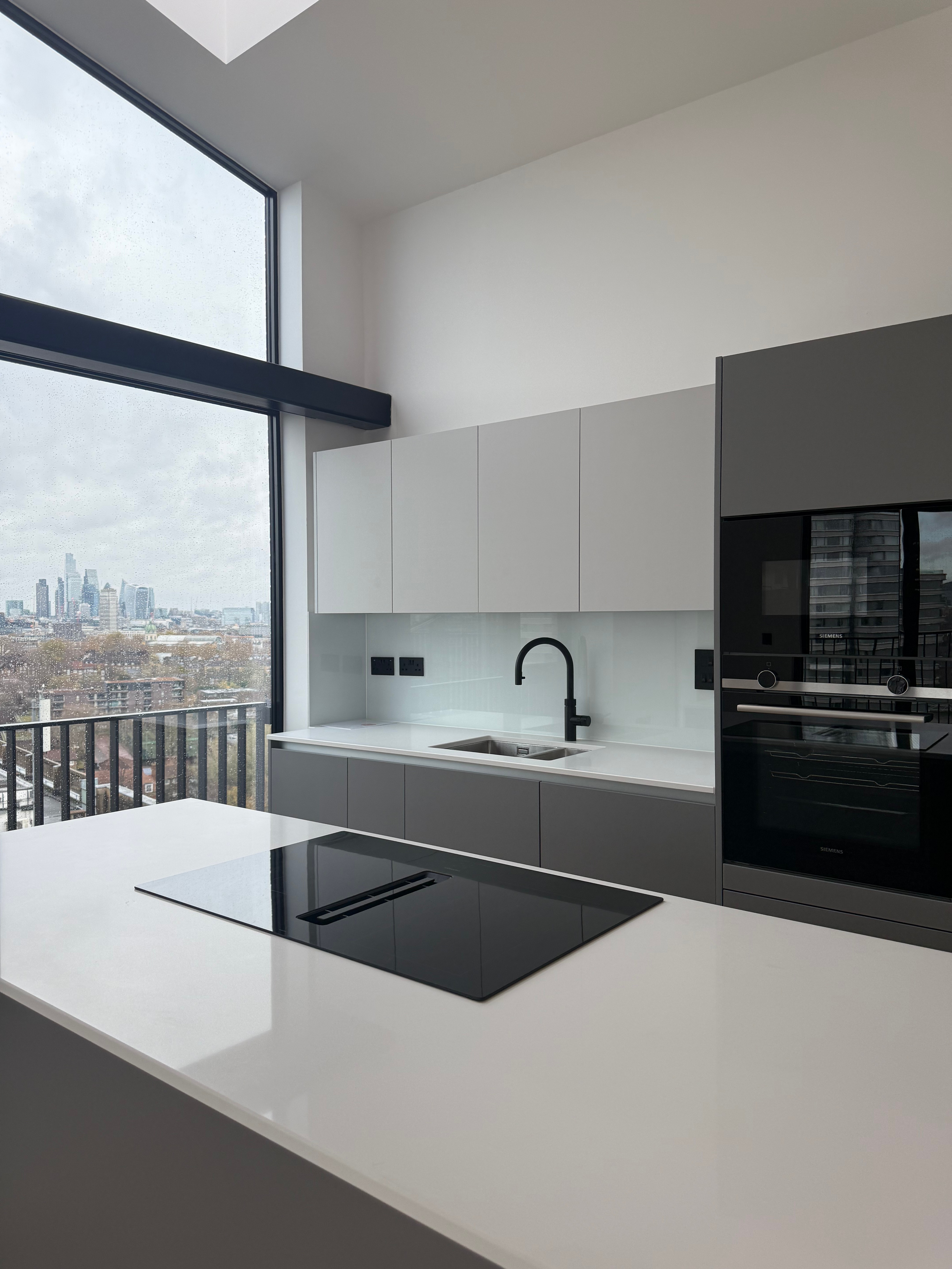 藍莎集團 | 英國置產一站式服務