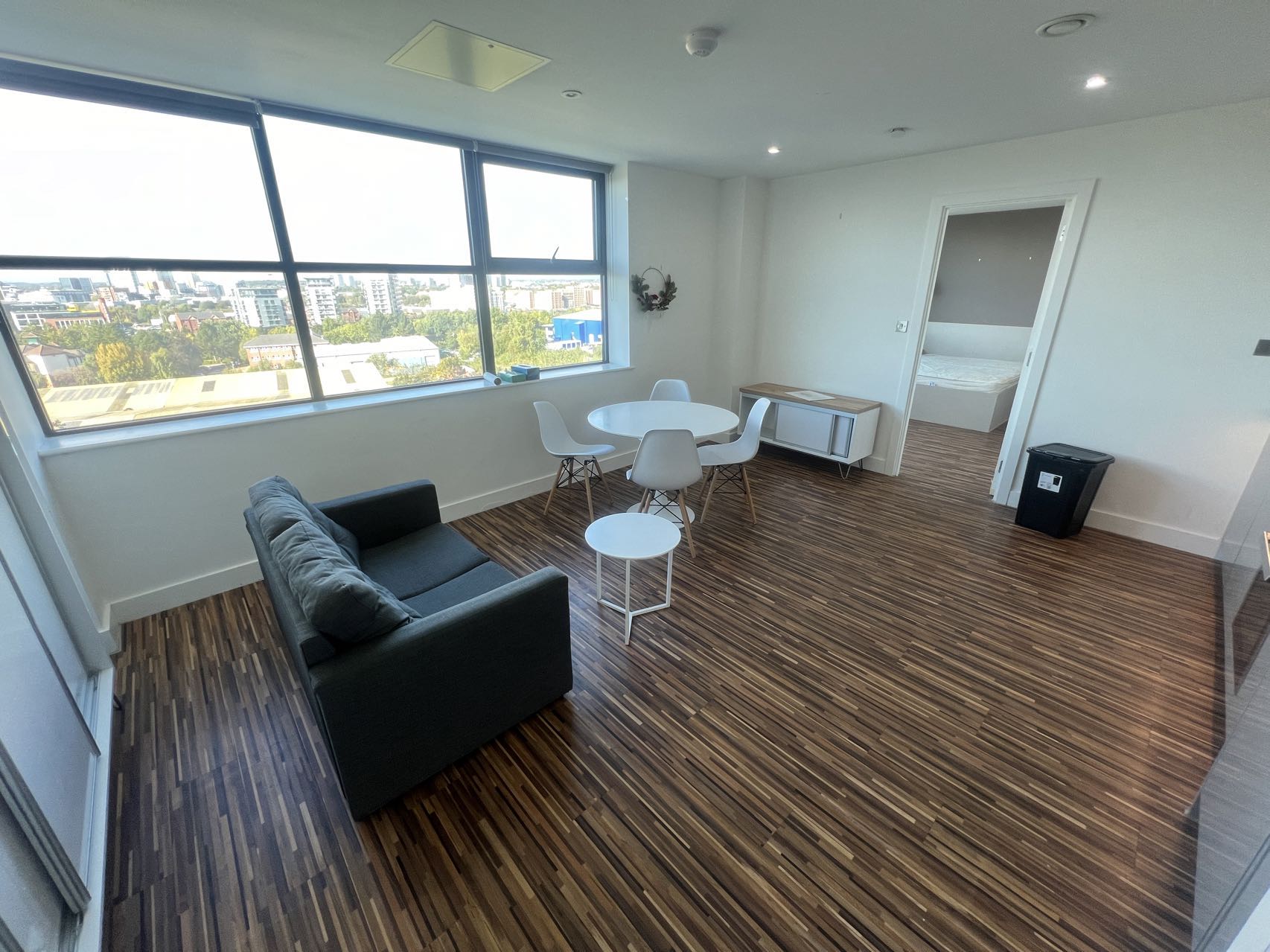 藍莎集團 | 英國置產一站式服務