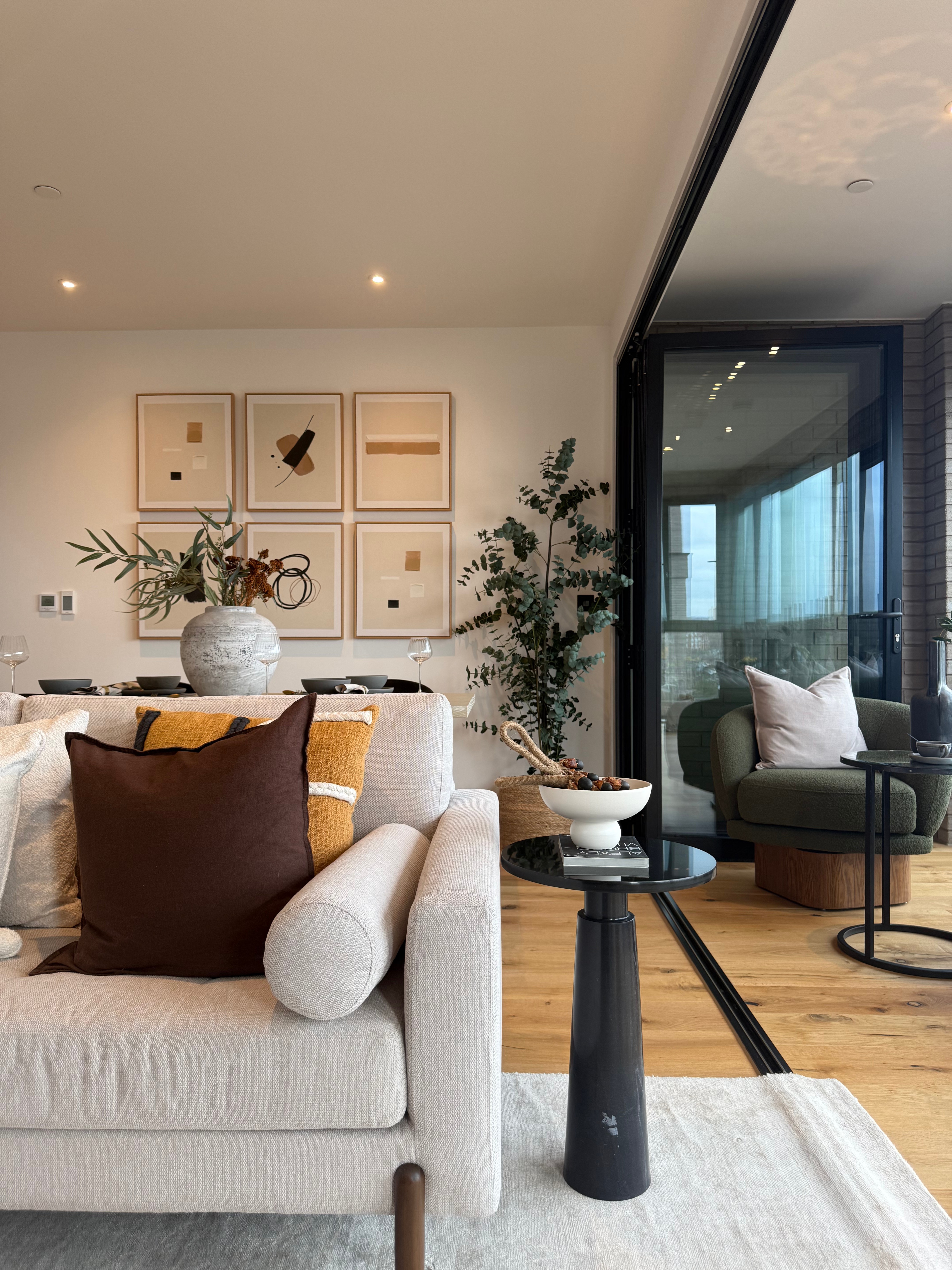 藍莎集團 | 英國置產一站式服務