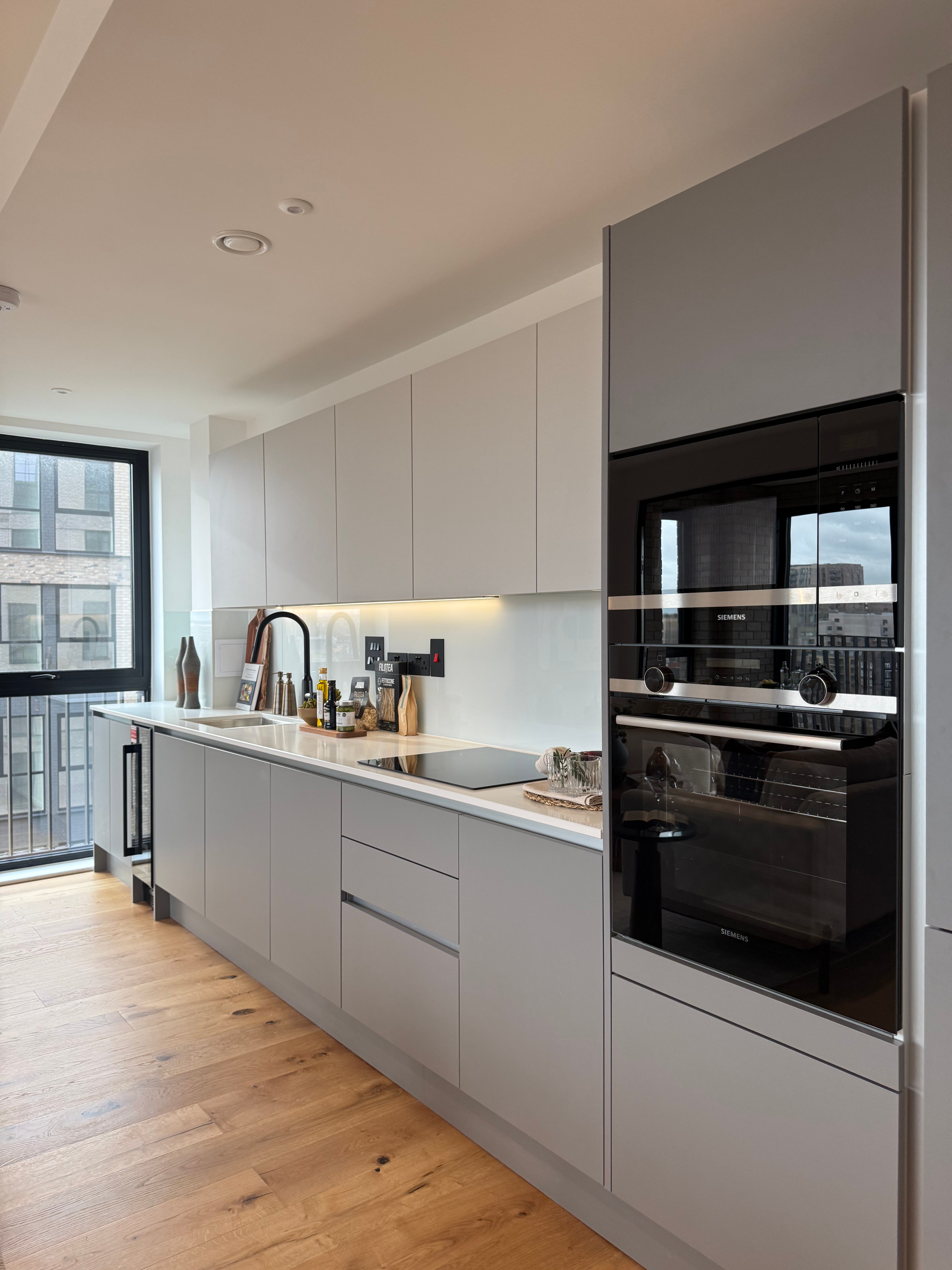 藍莎集團 | 英國置產一站式服務