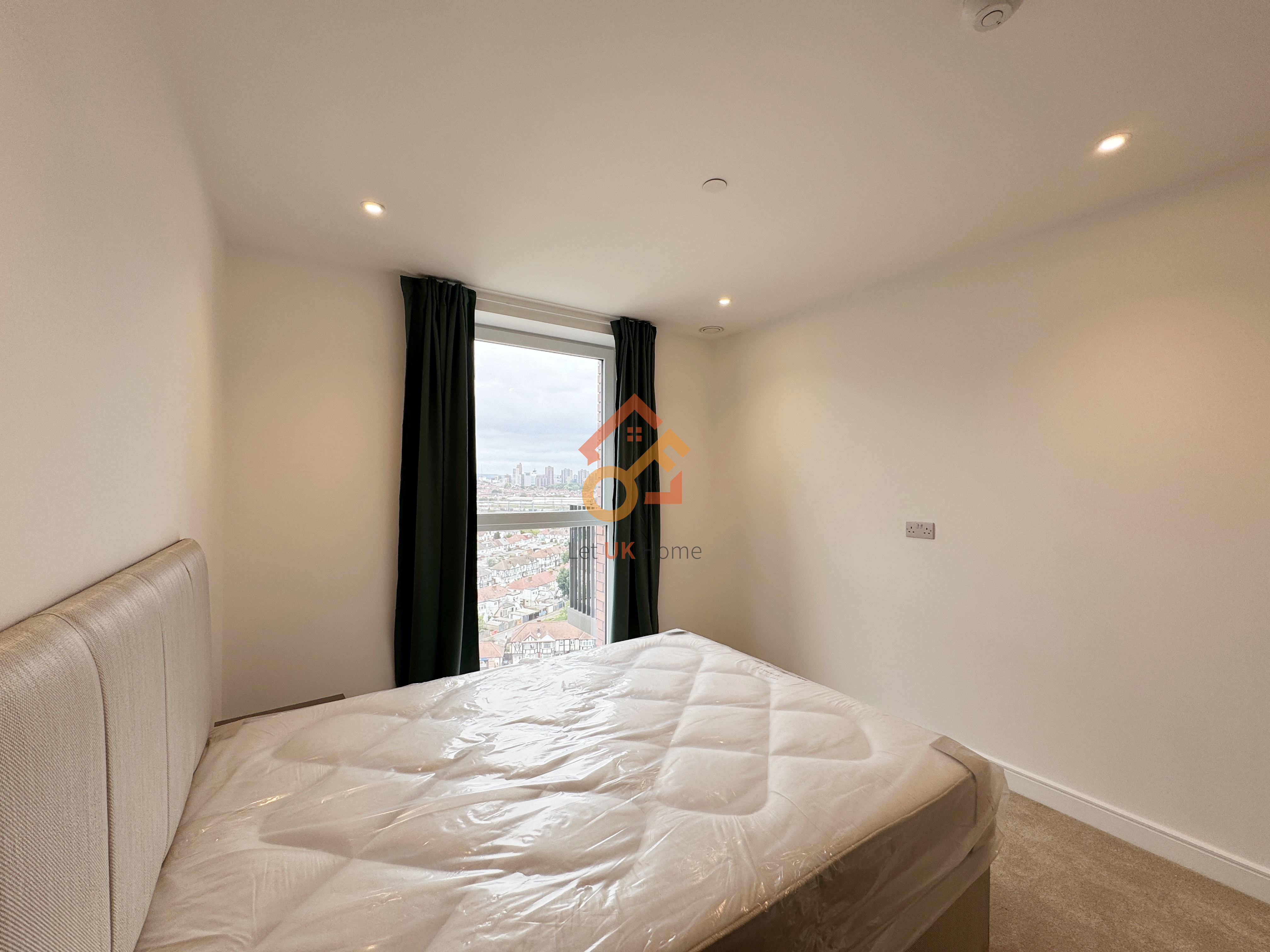 藍莎集團 - 英國樓盤、英國物業代理 | 英國買樓置業一站式服務