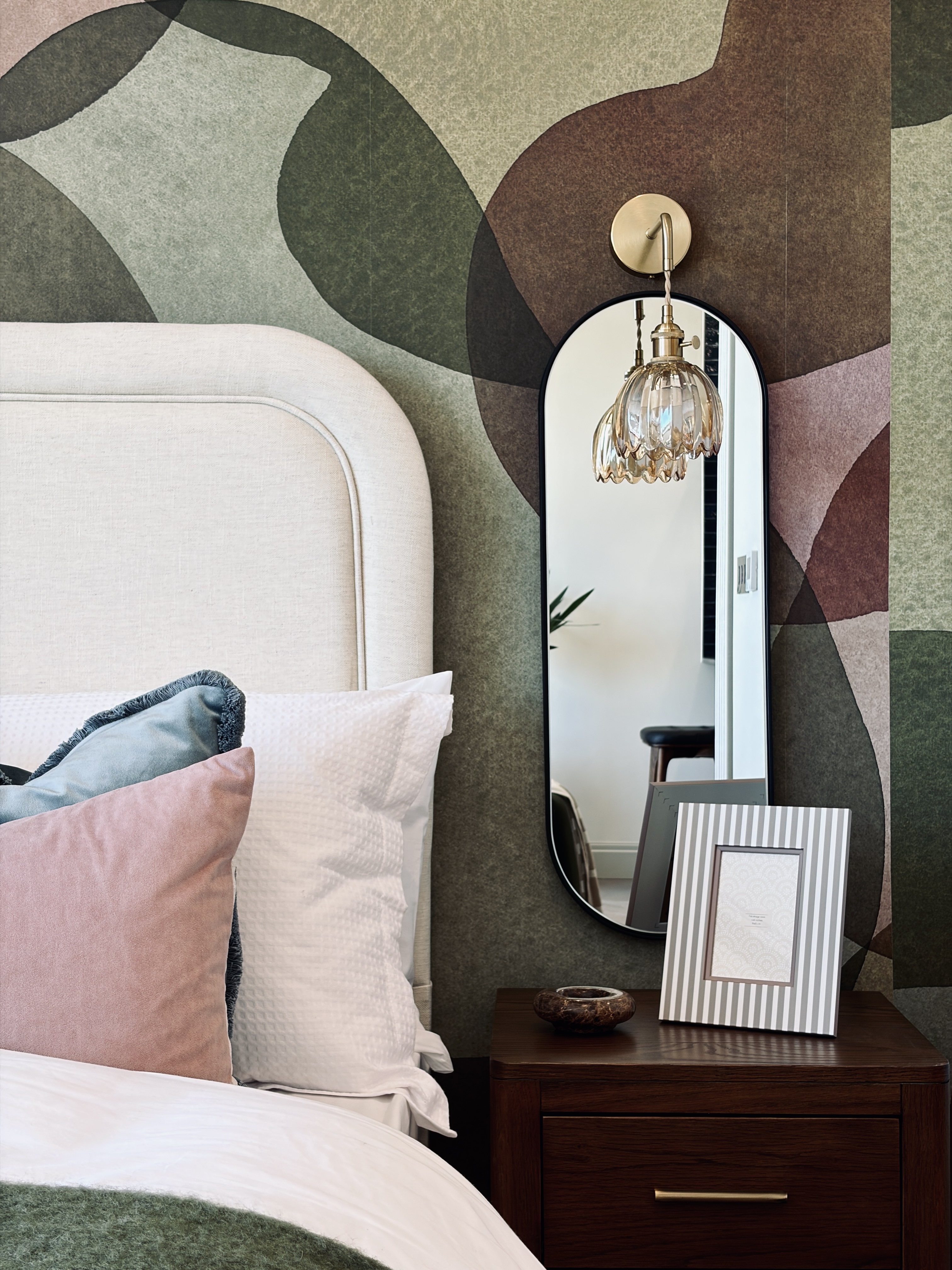 Lansha Group - UK Real Estate, UK Property Agency | One stop shop for buying and purchasing properties in the UK