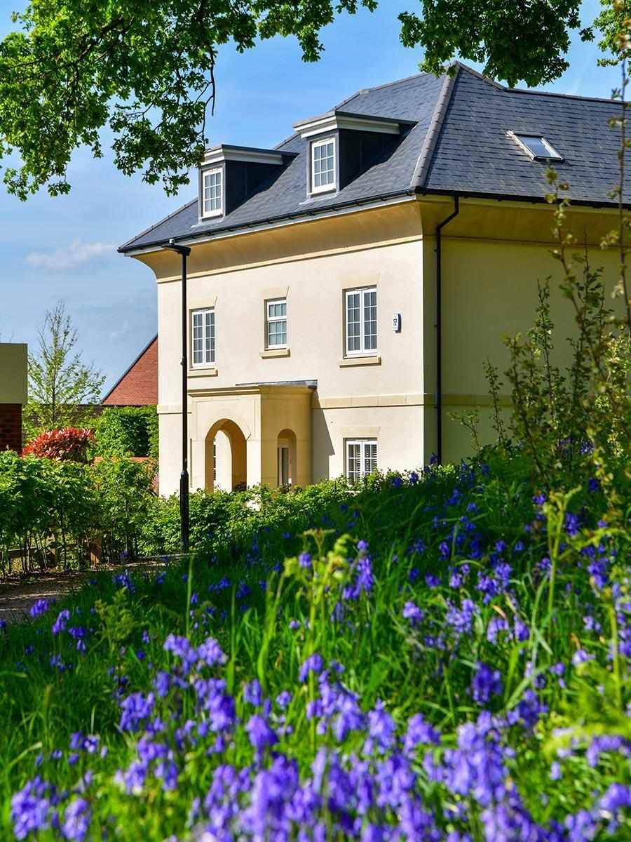 藍莎集團 - 英國樓盤、英國物業代理 | 英國買樓置業一站式服務