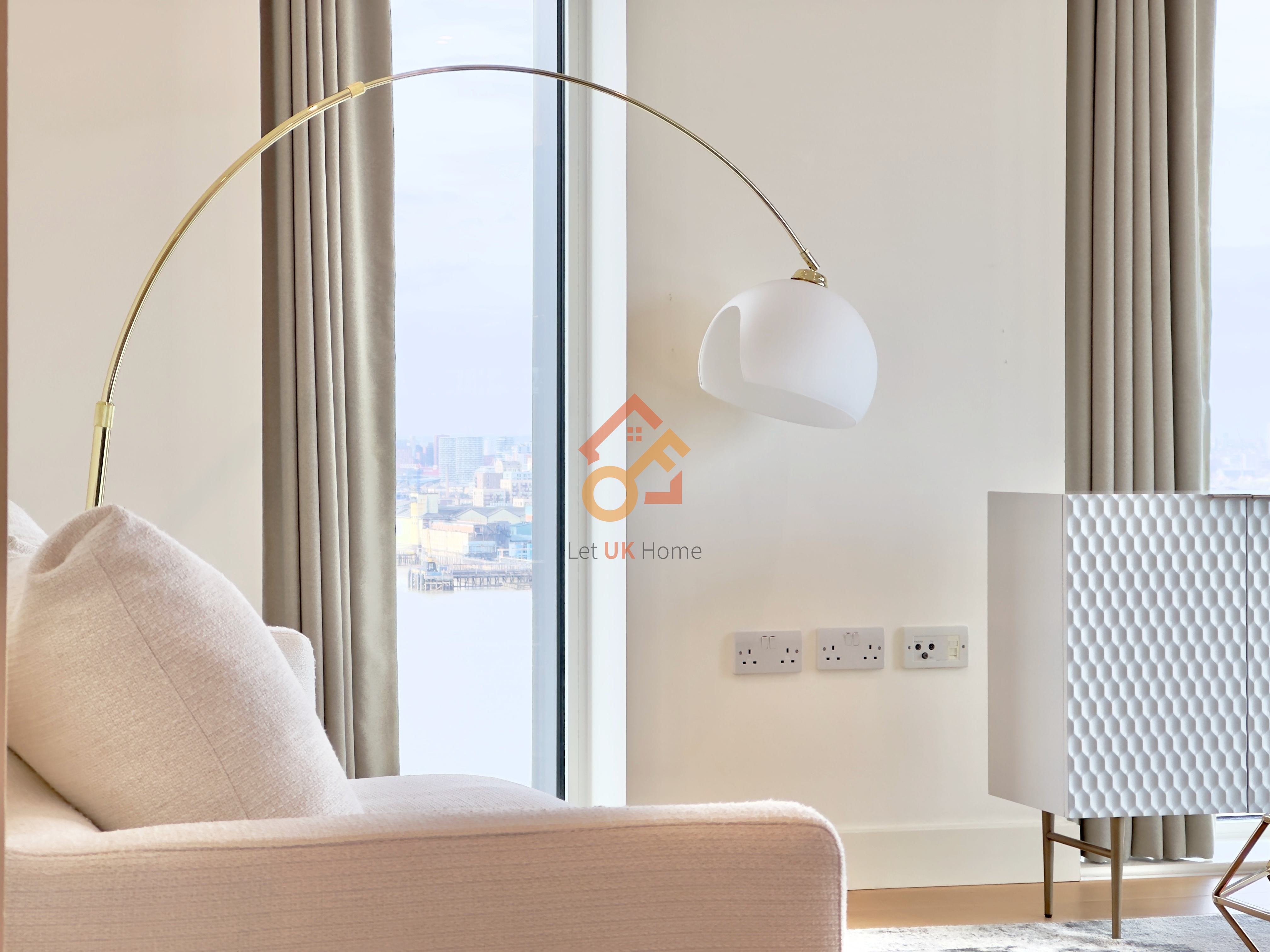 藍莎集團 | 英國置產一站式服務