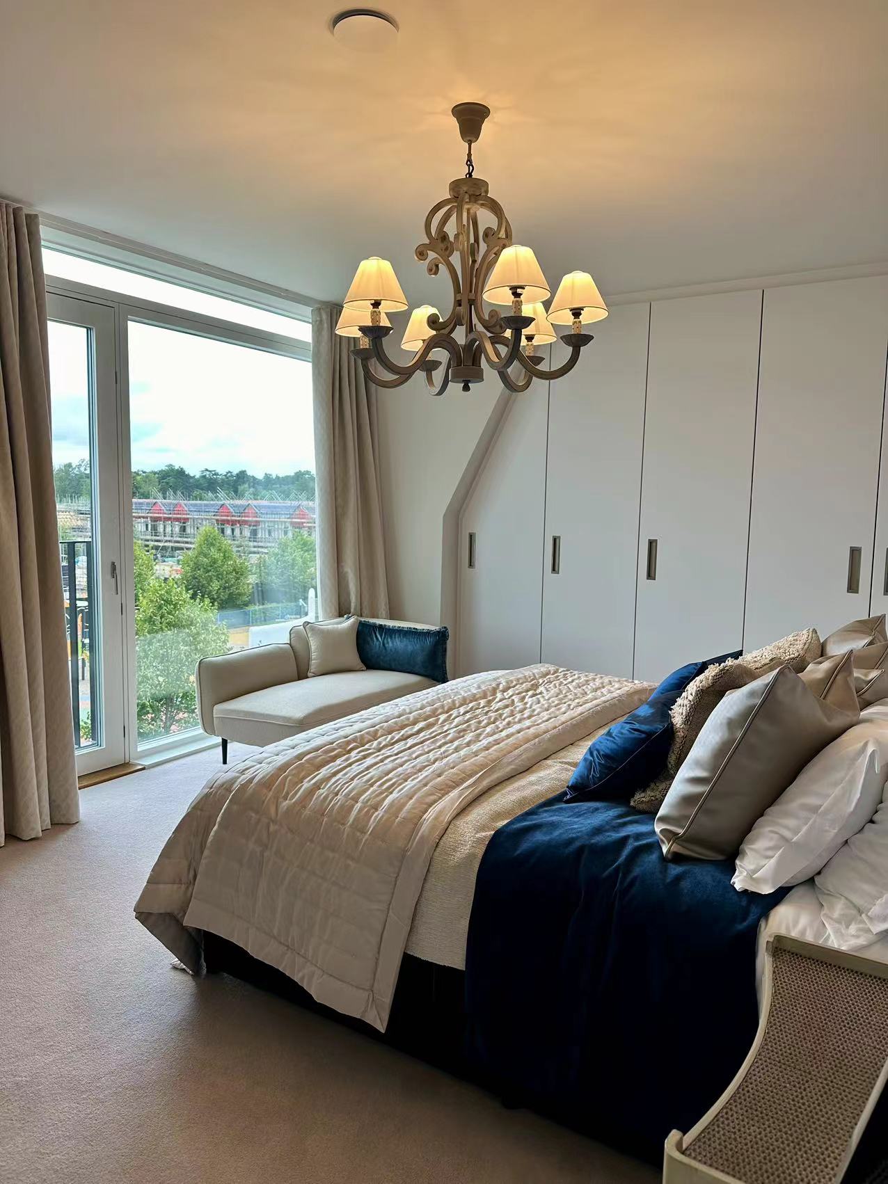 藍莎集團 | 英國置產一站式服務