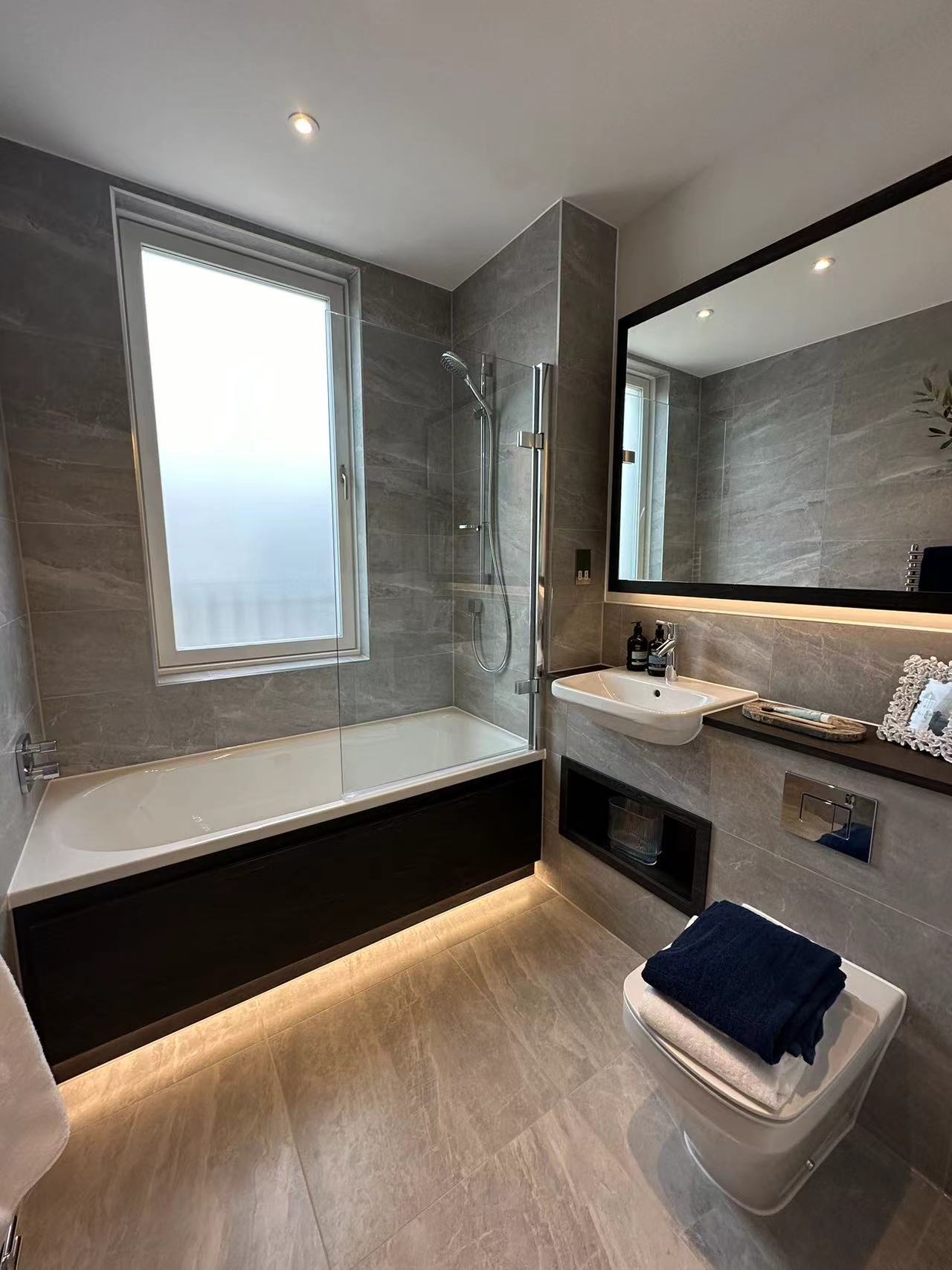 藍莎集團 | 英國置產一站式服務