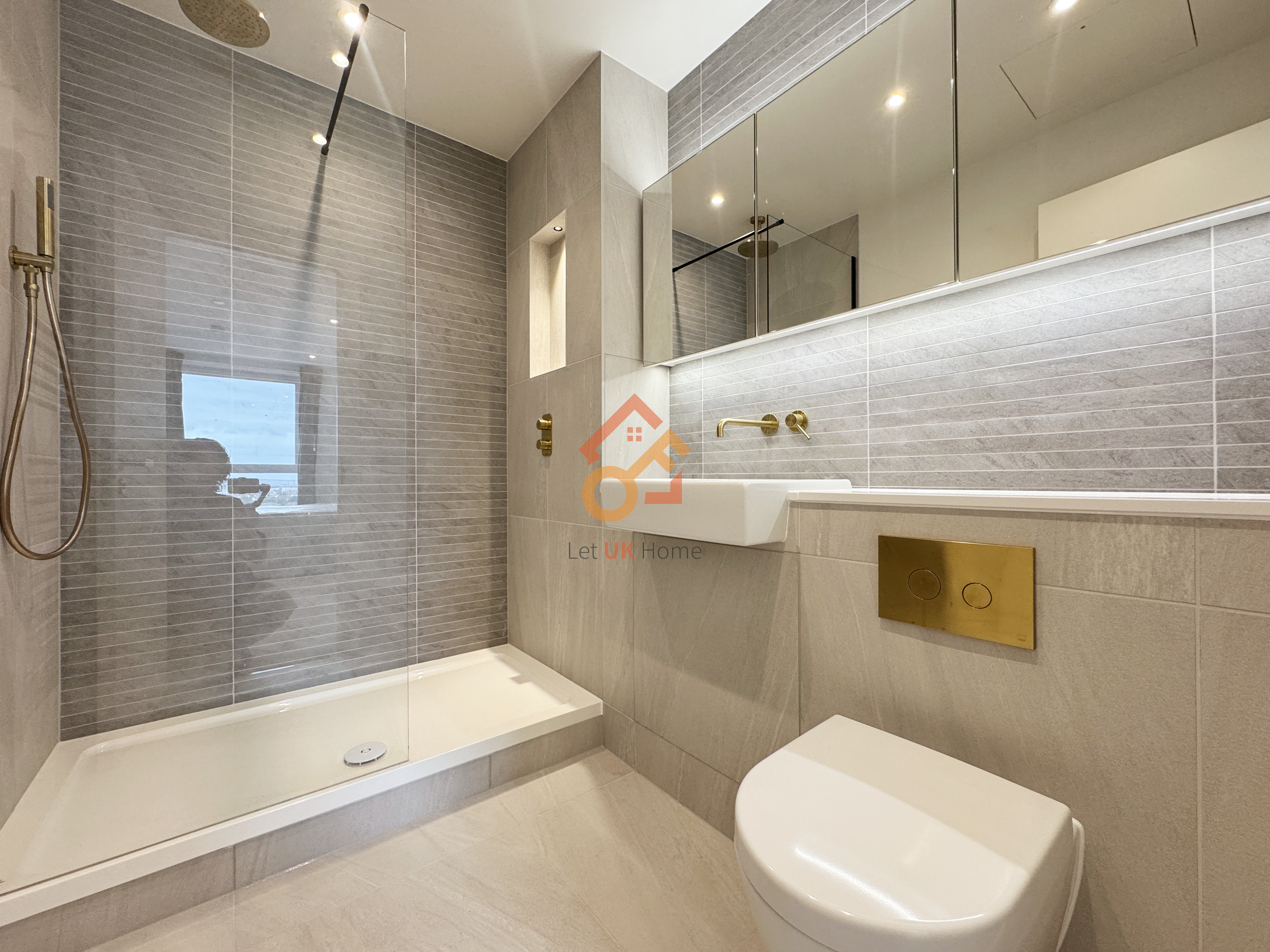 藍莎集團 - 英國樓盤、英國物業代理 | 英國買樓置業一站式服務