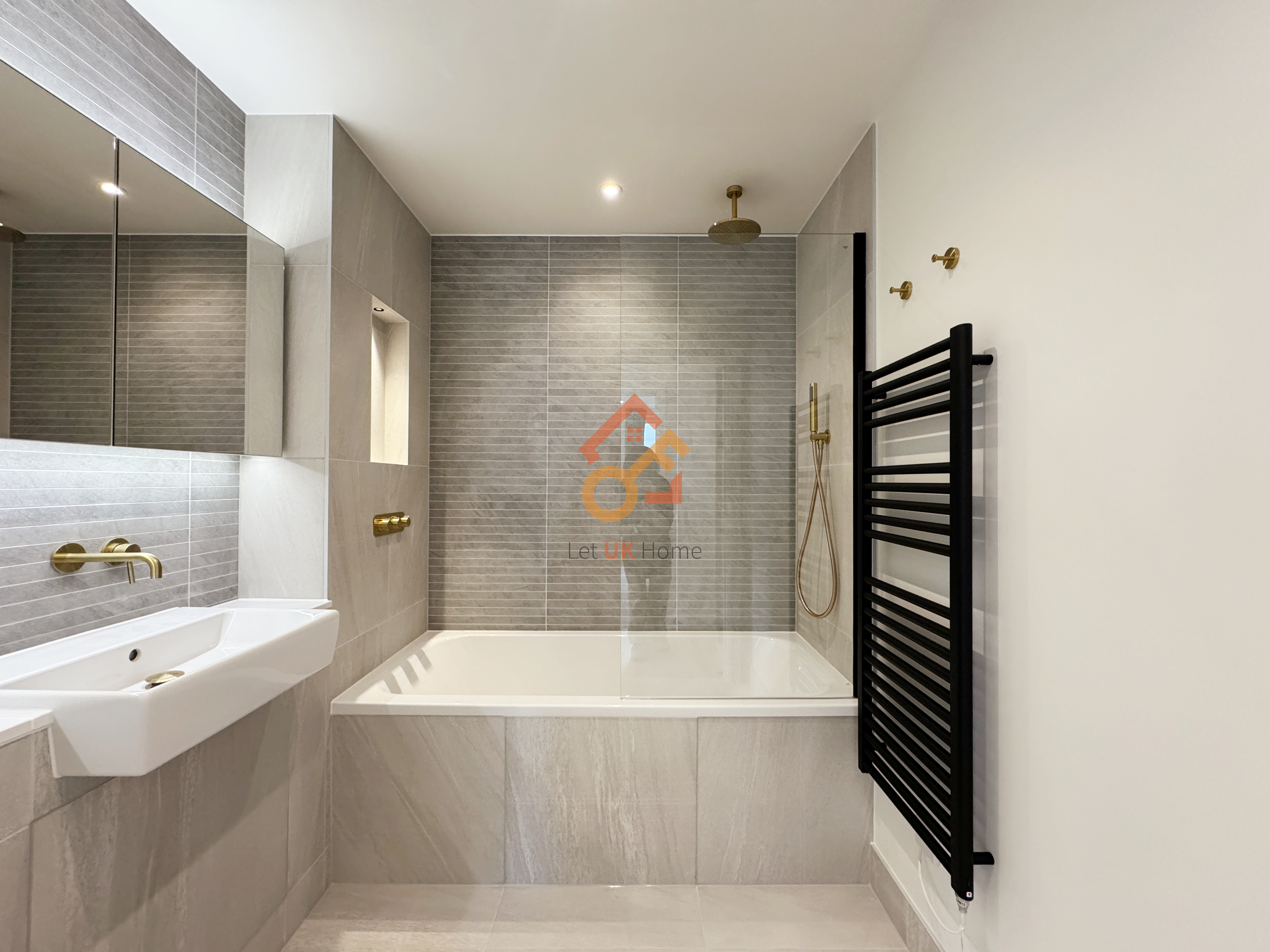 藍莎集團 - 英國樓盤、英國物業代理 | 英國買樓置業一站式服務