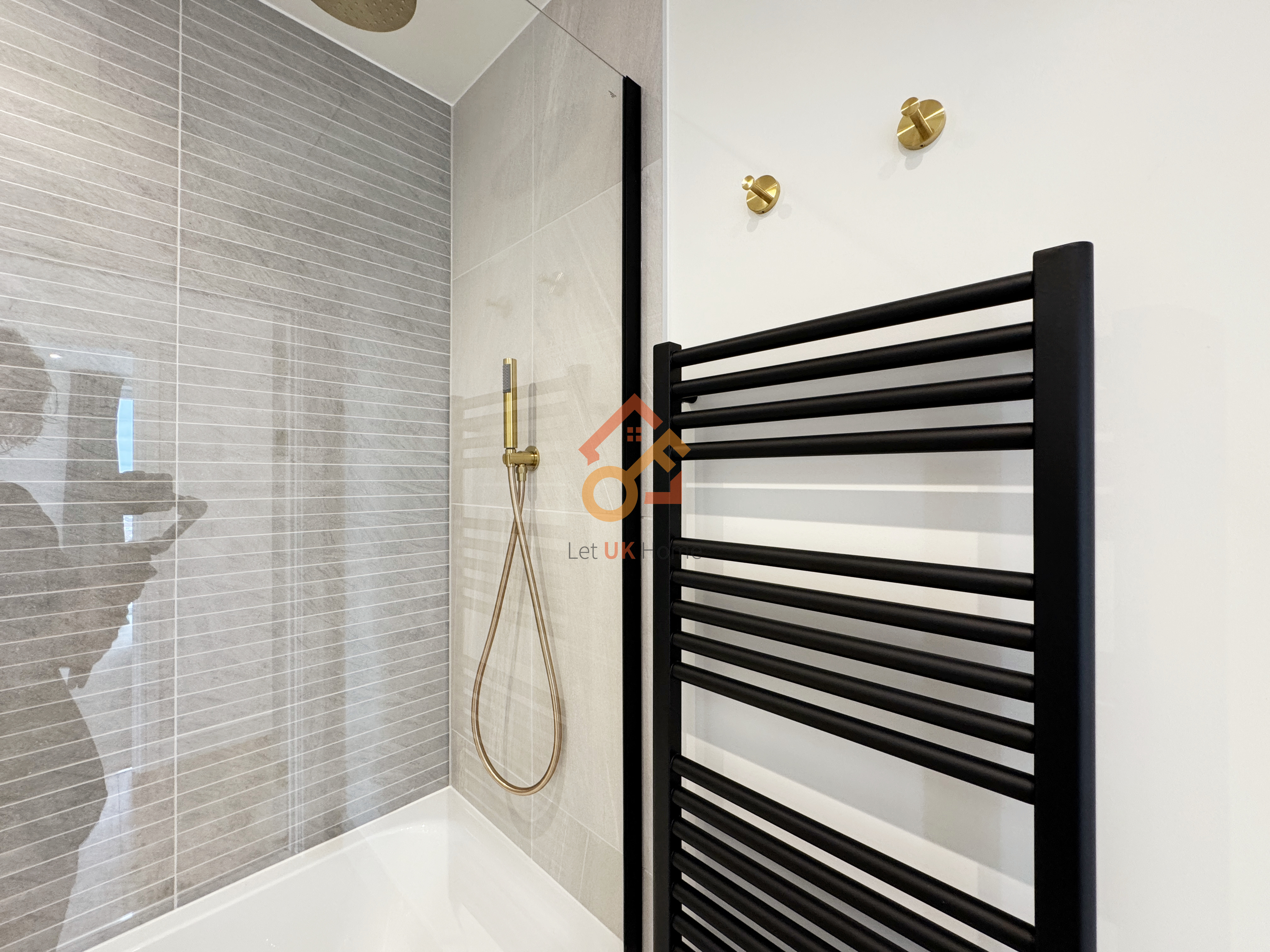 藍莎集團 - 英國樓盤、英國物業代理 | 英國買樓置業一站式服務