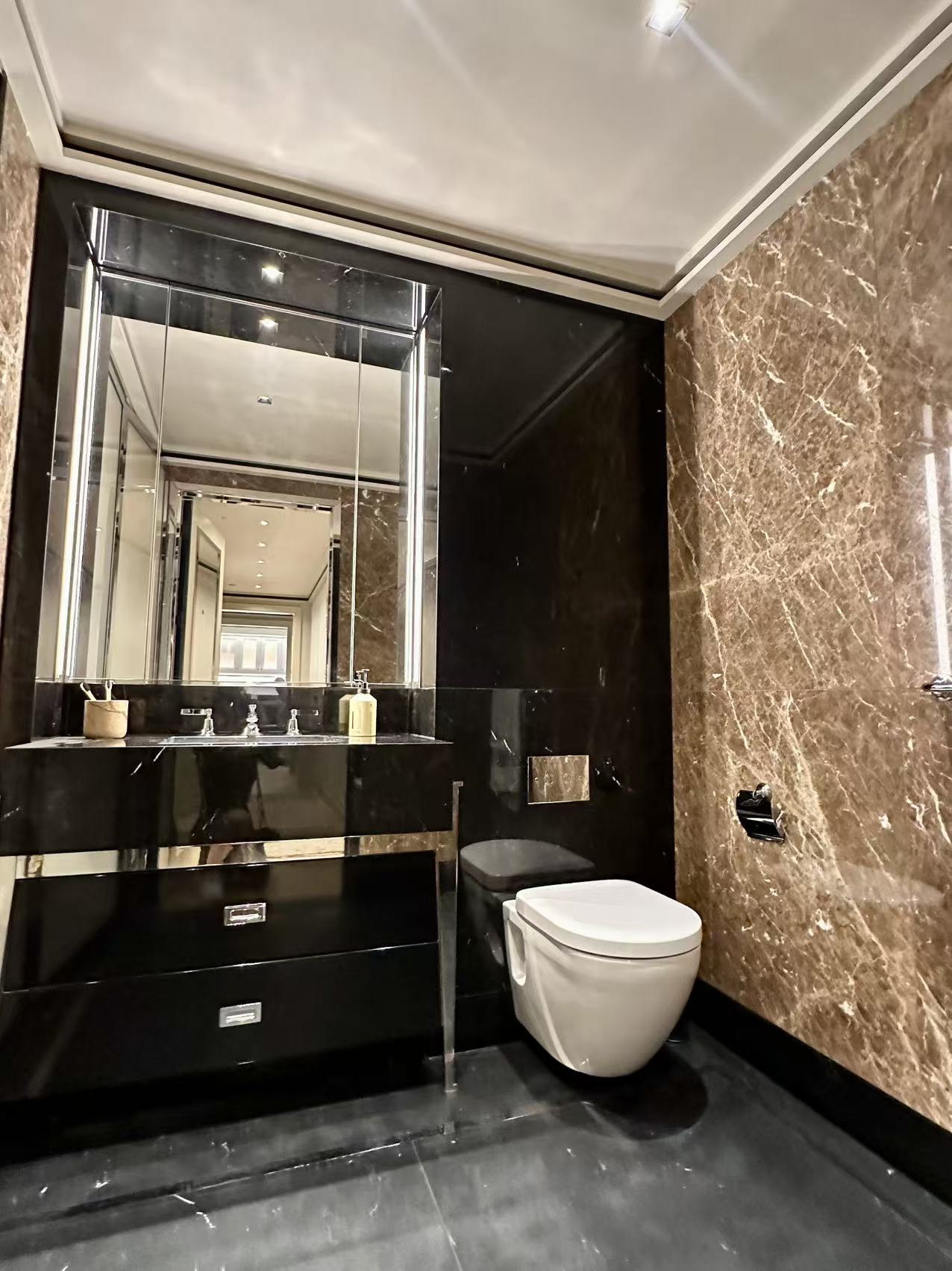 藍莎集團 | 英國置產一站式服務