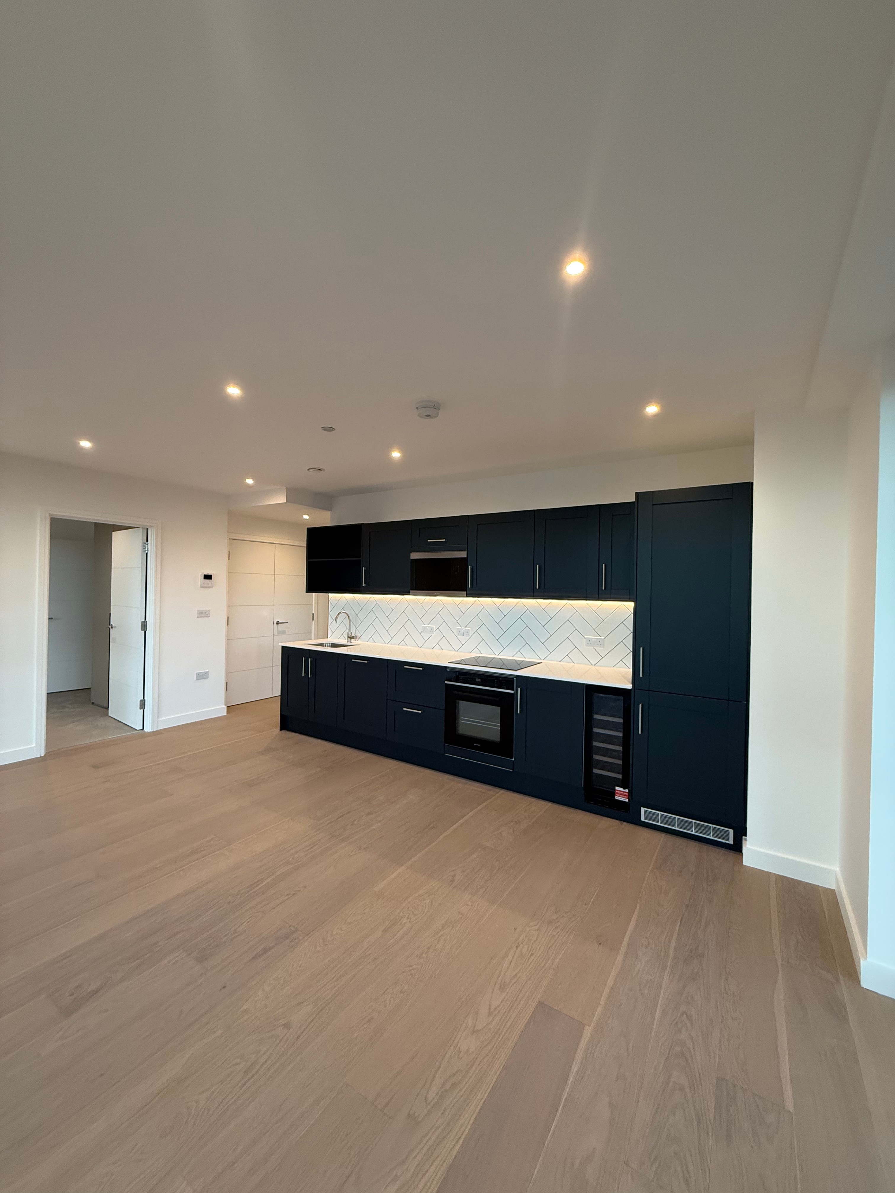 藍莎集團 - 英國樓盤、英國物業代理 | 英國買樓置業一站式服務