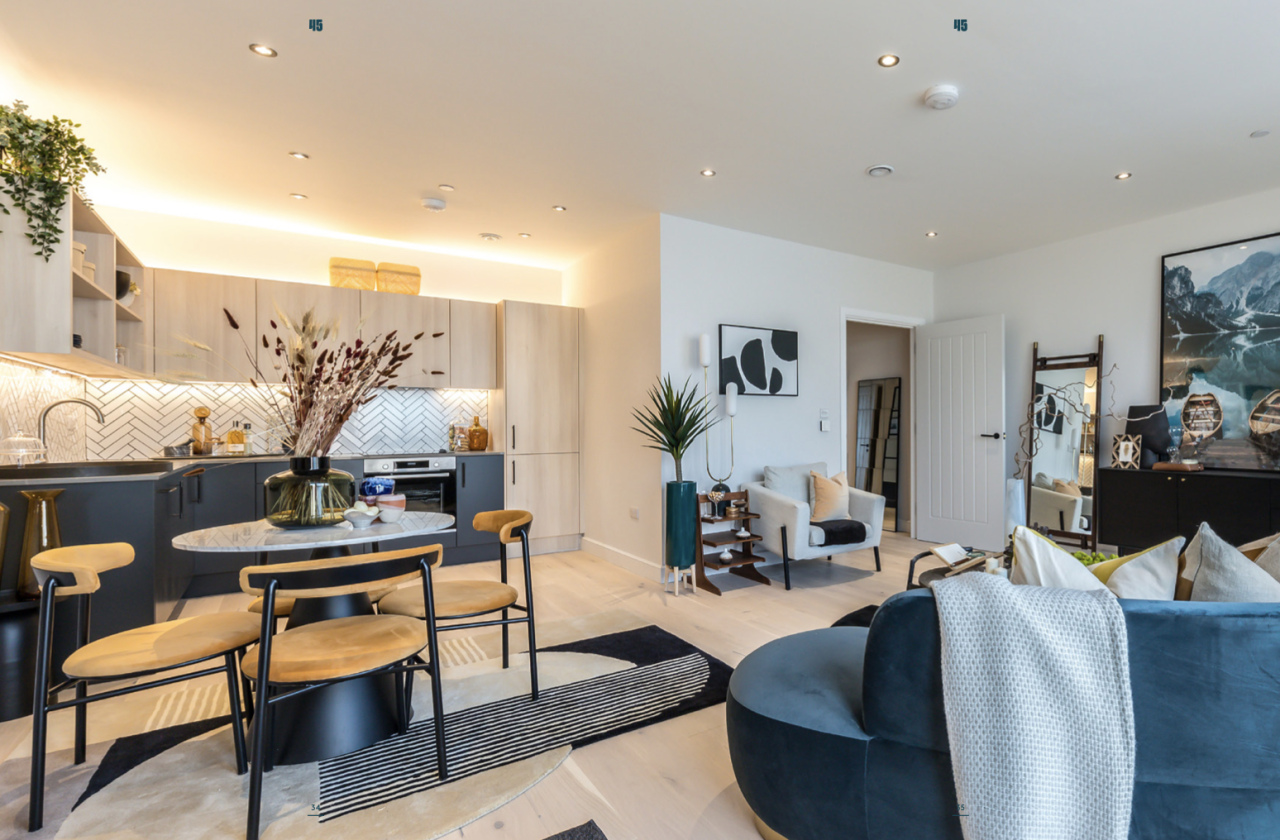 藍莎集團 | 英國置產一站式服務