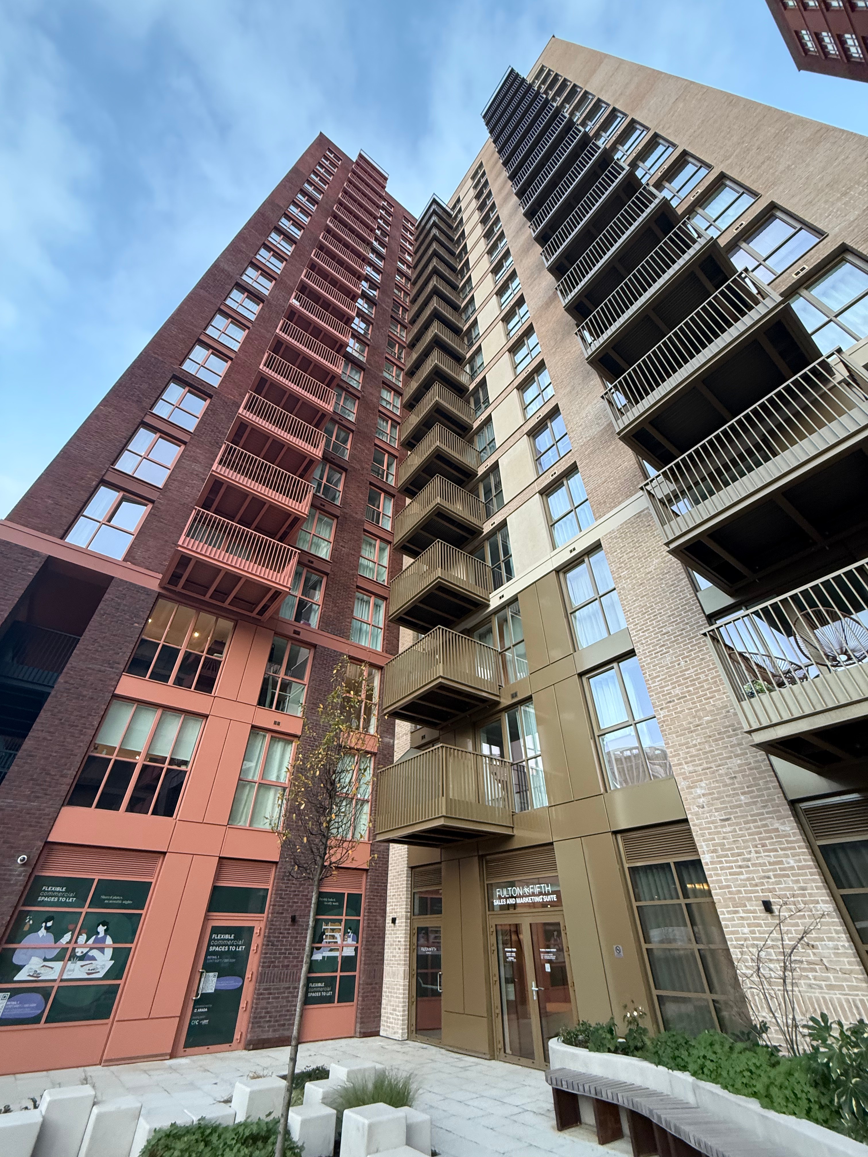 藍莎集團 - 英國樓盤、英國物業代理 | 英國買樓置業一站式服務