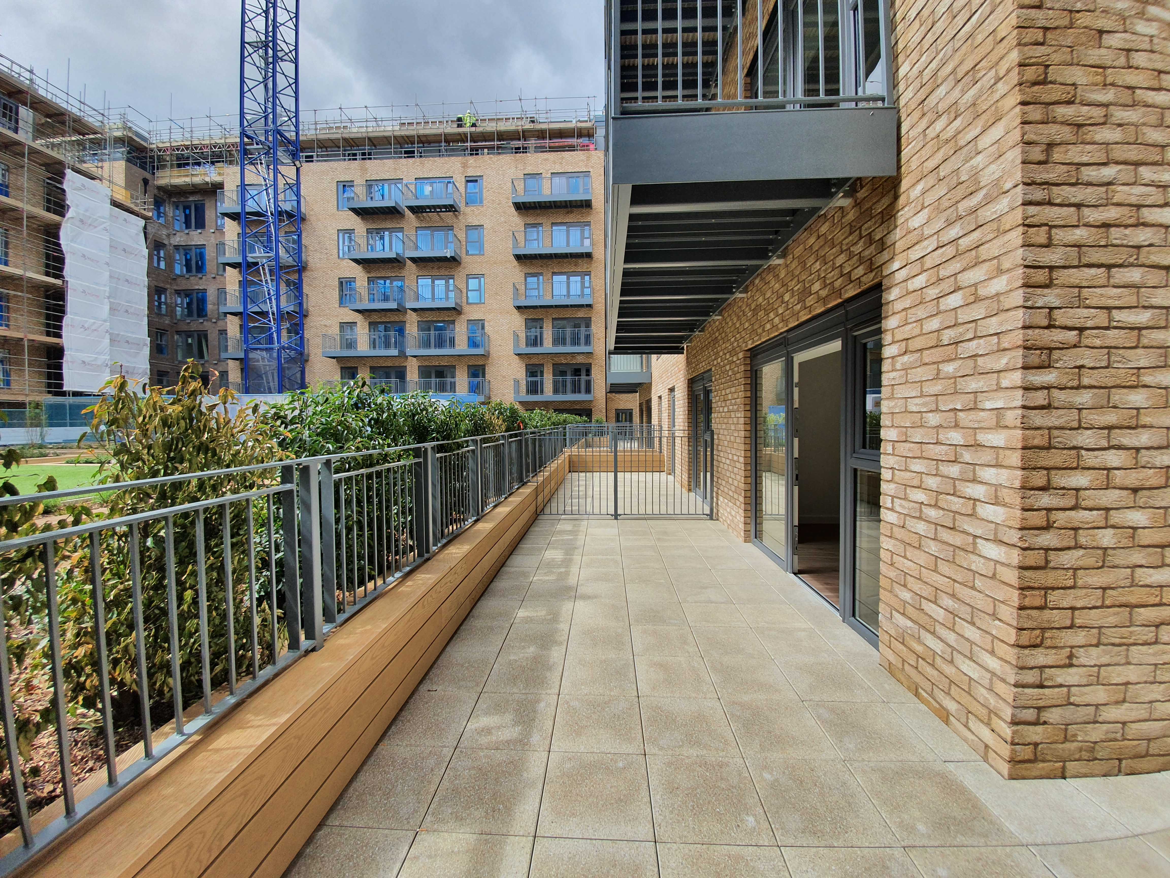 藍莎集團 | 英國置產一站式服務