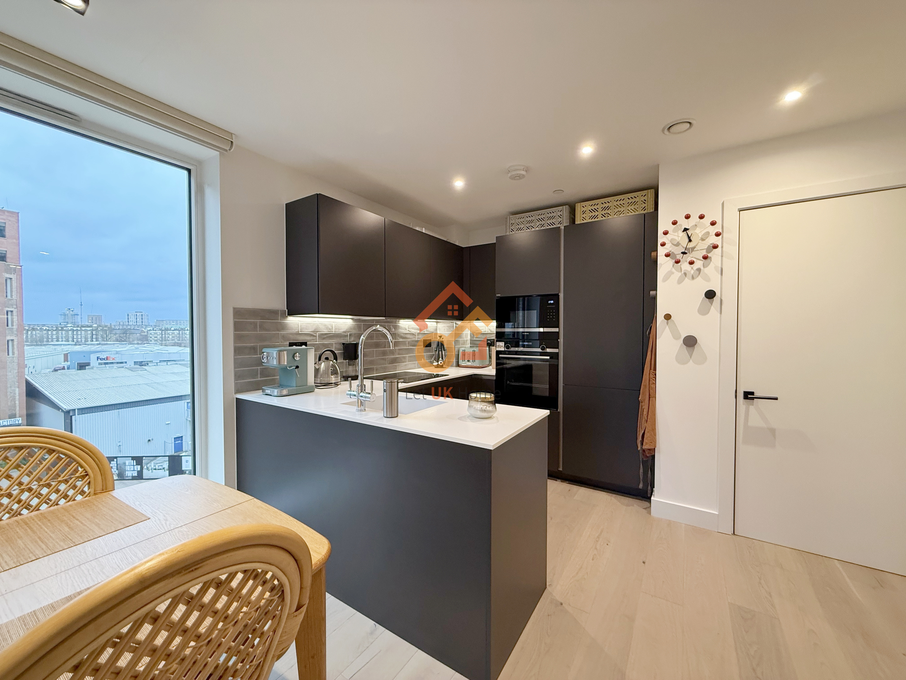 藍莎集團 - 英國樓盤、英國物業代理 | 英國買樓置業一站式服務