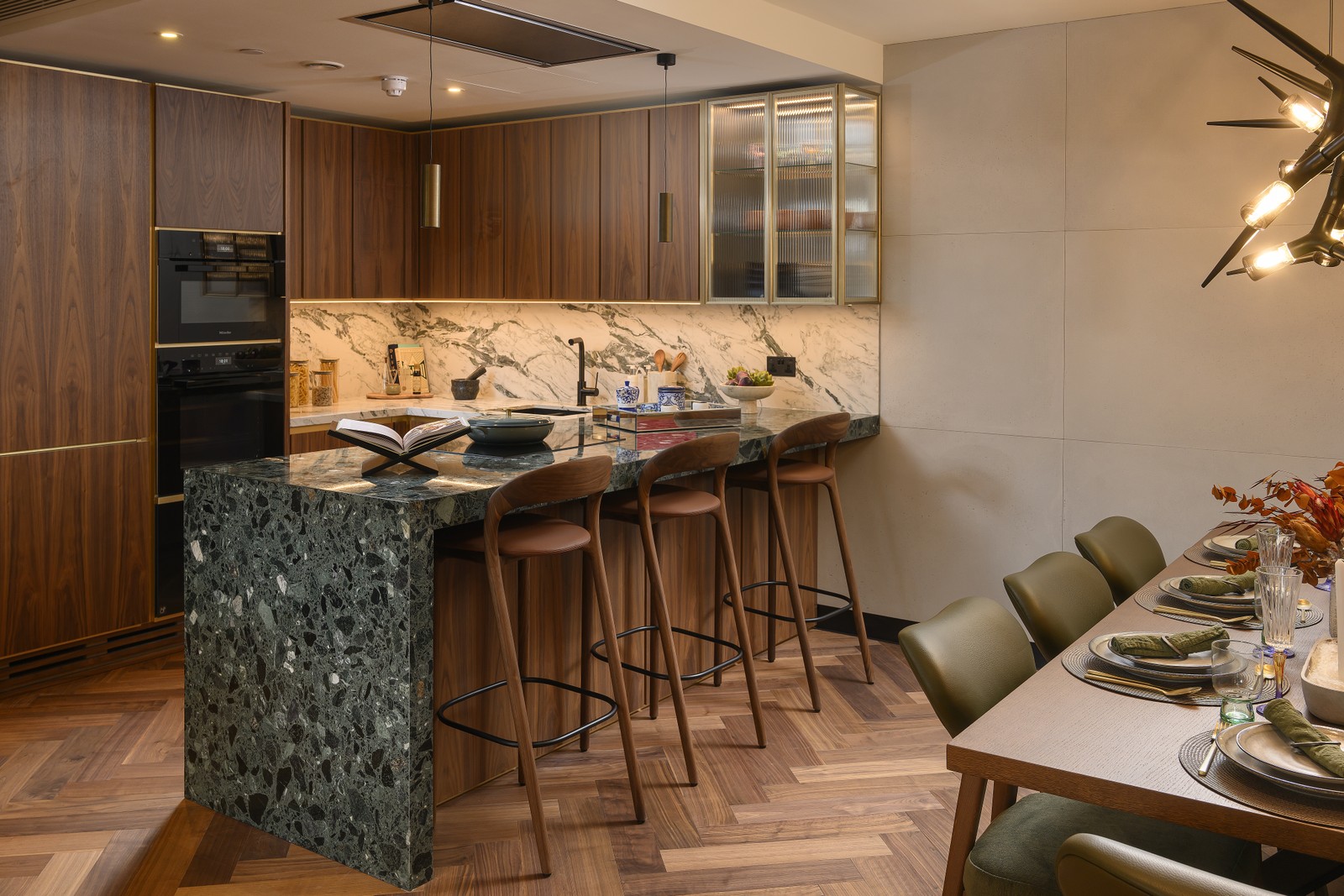Lansha Group - UK Real Estate, UK Property Agency | One stop shop for buying and purchasing properties in the UK