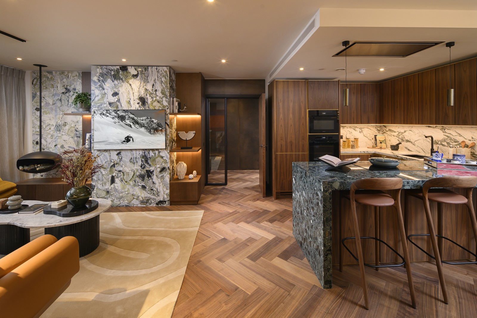 Lansha Group - UK Real Estate, UK Property Agency | One stop shop for buying and purchasing properties in the UK