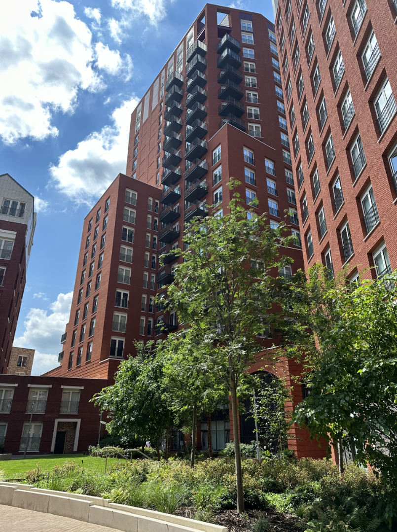 藍莎集團 | 英國置產一站式服務