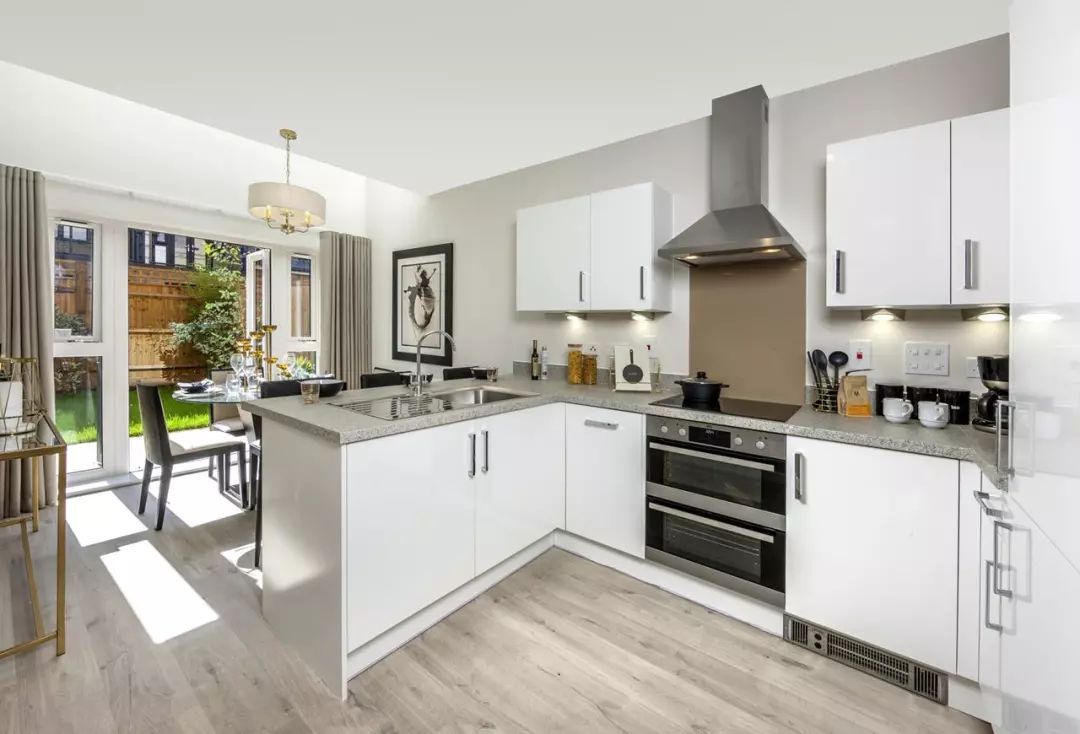 藍莎集團 | 英國置產一站式服務