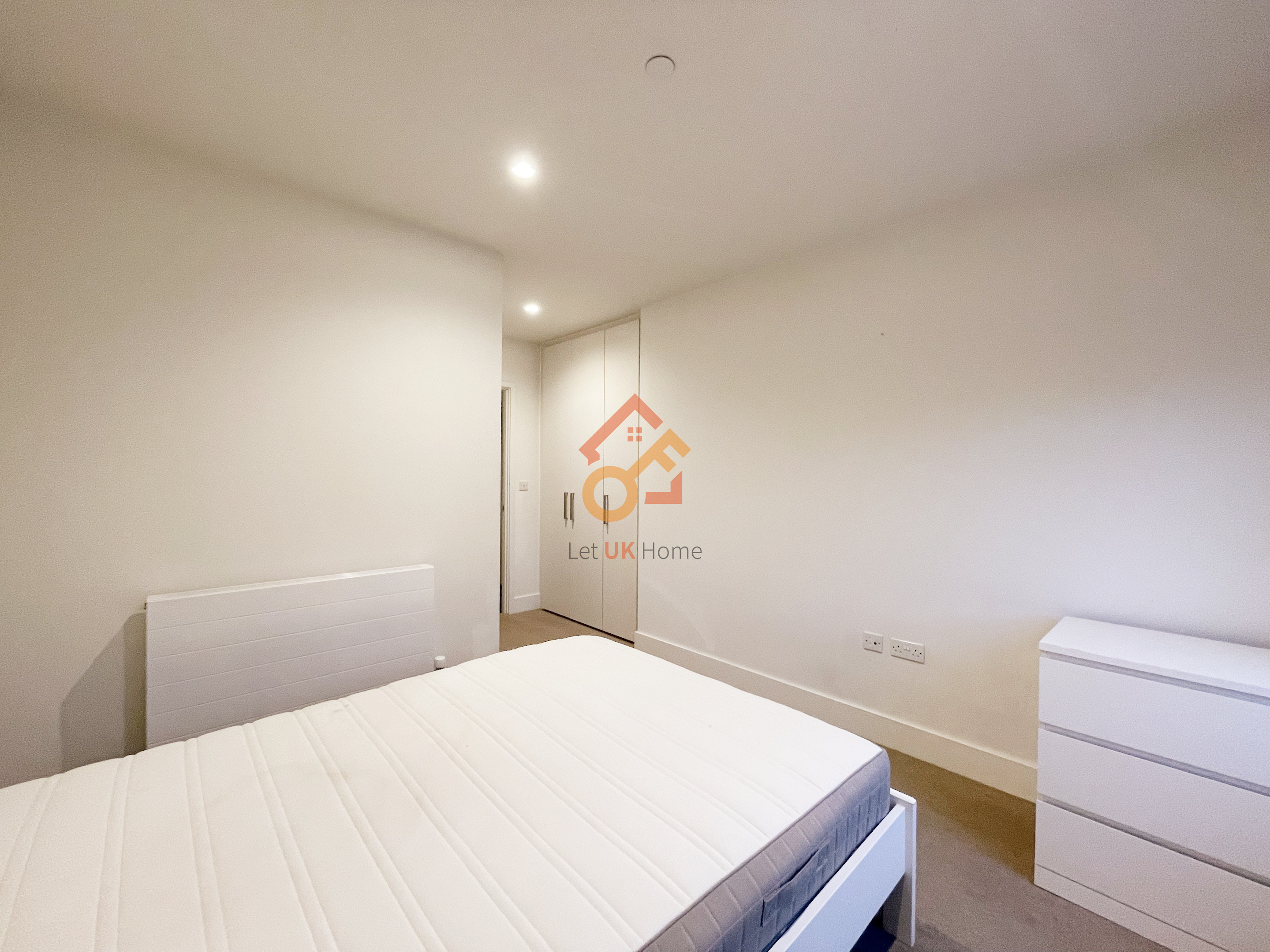 藍莎集團 | 英國置產一站式服務