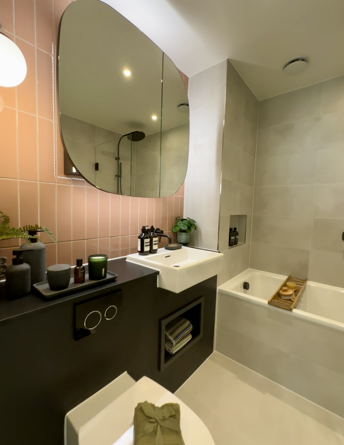 藍莎集團 - 英國樓盤、英國物業代理 | 英國買樓置業一站式服務