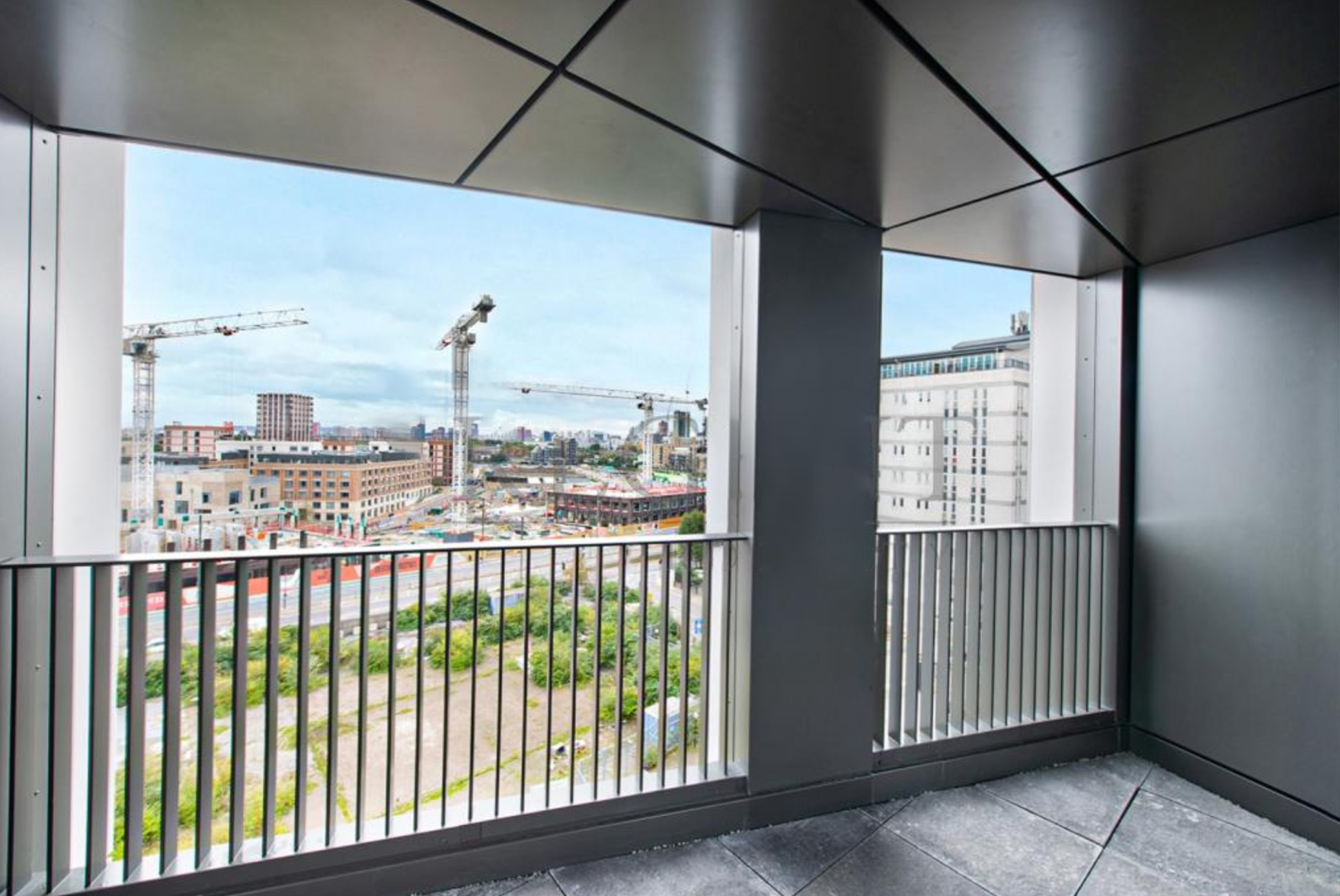 藍莎集團 | 英國置產一站式服務