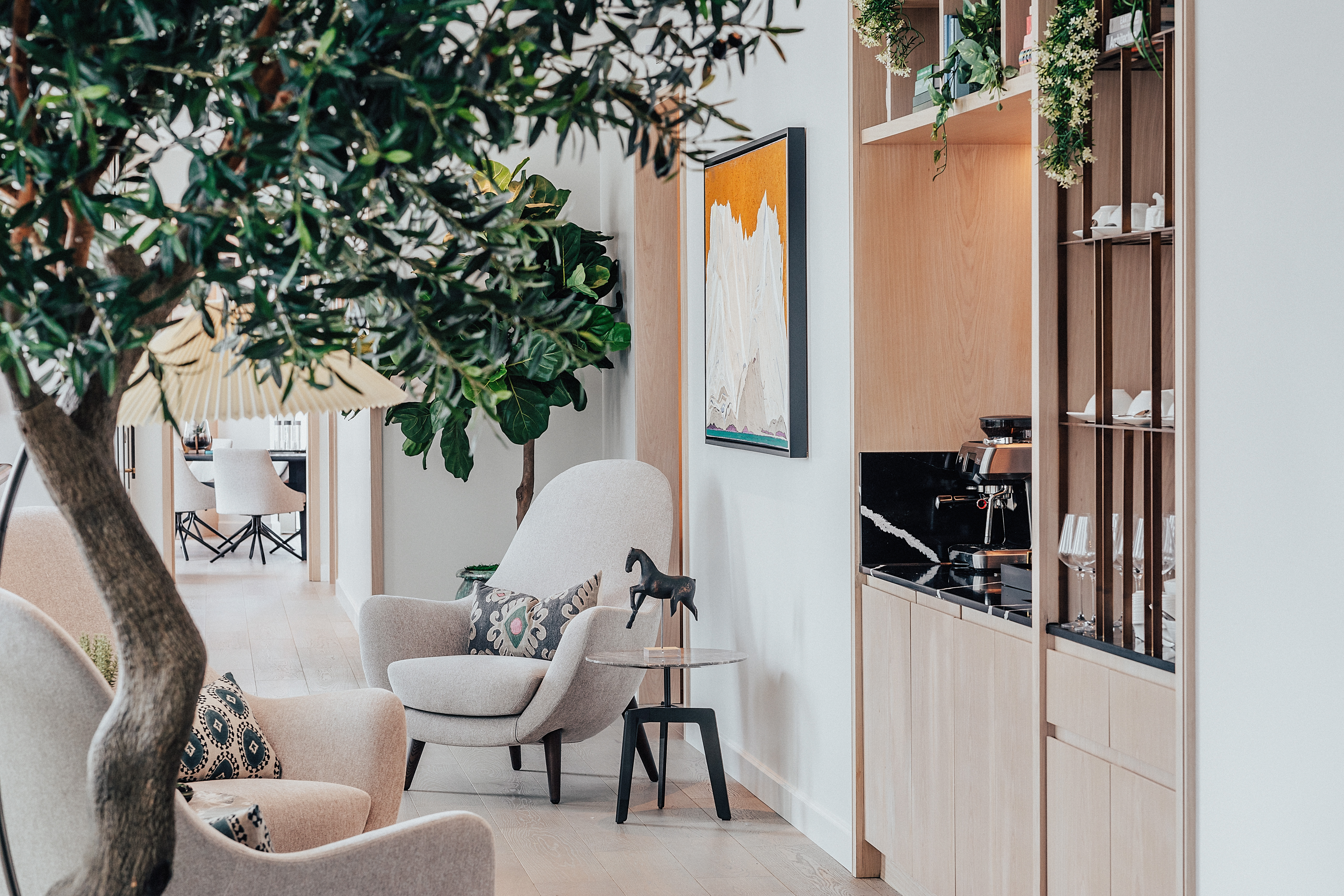 藍莎集團 - 英國樓盤、英國物業代理 | 英國買樓置業一站式服務