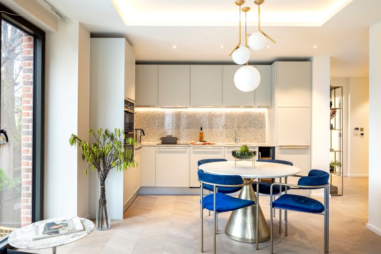 Lansha Group - UK Real Estate, UK Property Agency | One stop shop for buying and purchasing properties in the UK