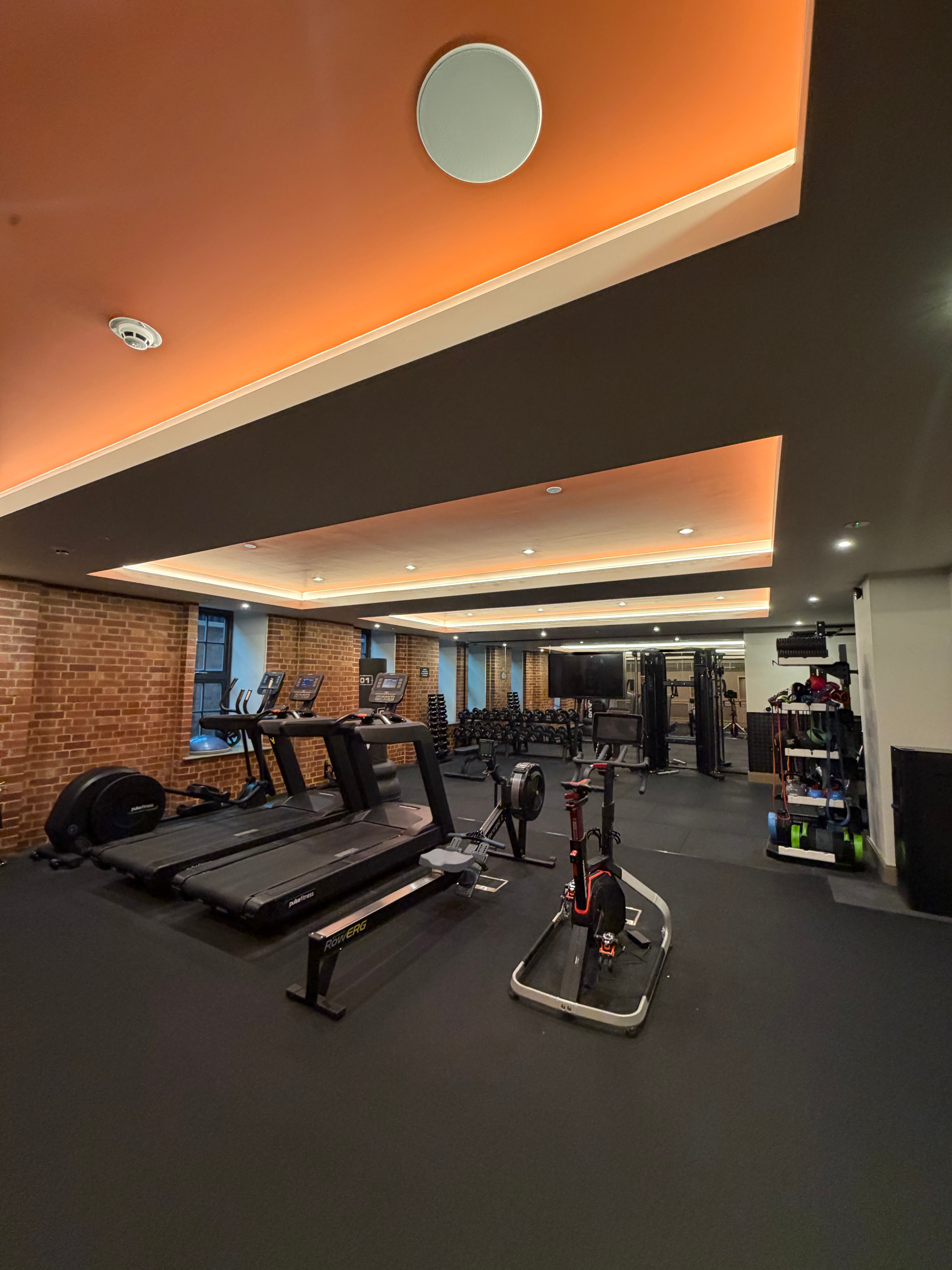 藍莎集團 - 英國樓盤、英國物業代理 | 英國買樓置業一站式服務