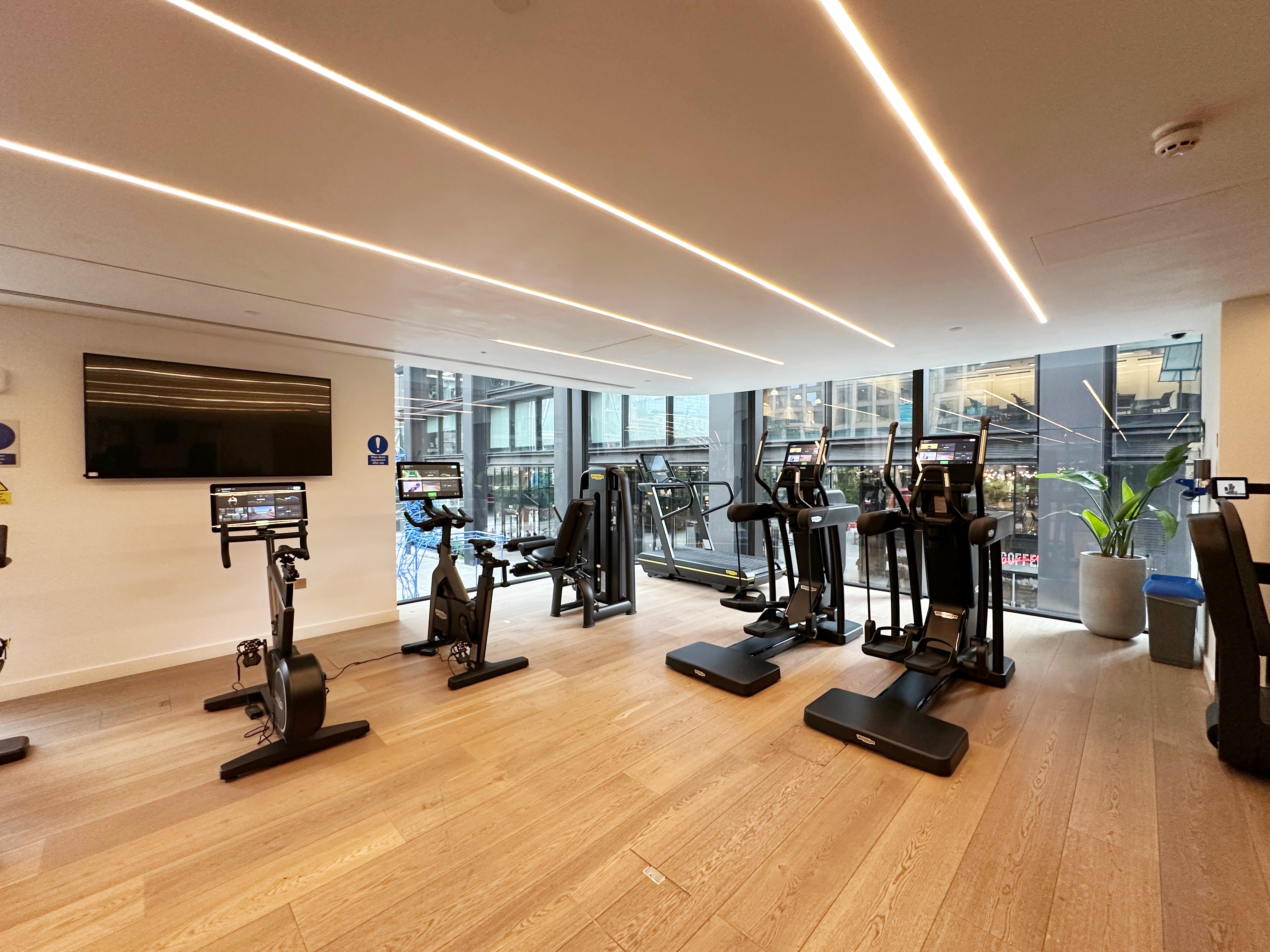 藍莎集團 | 英國置產一站式服務