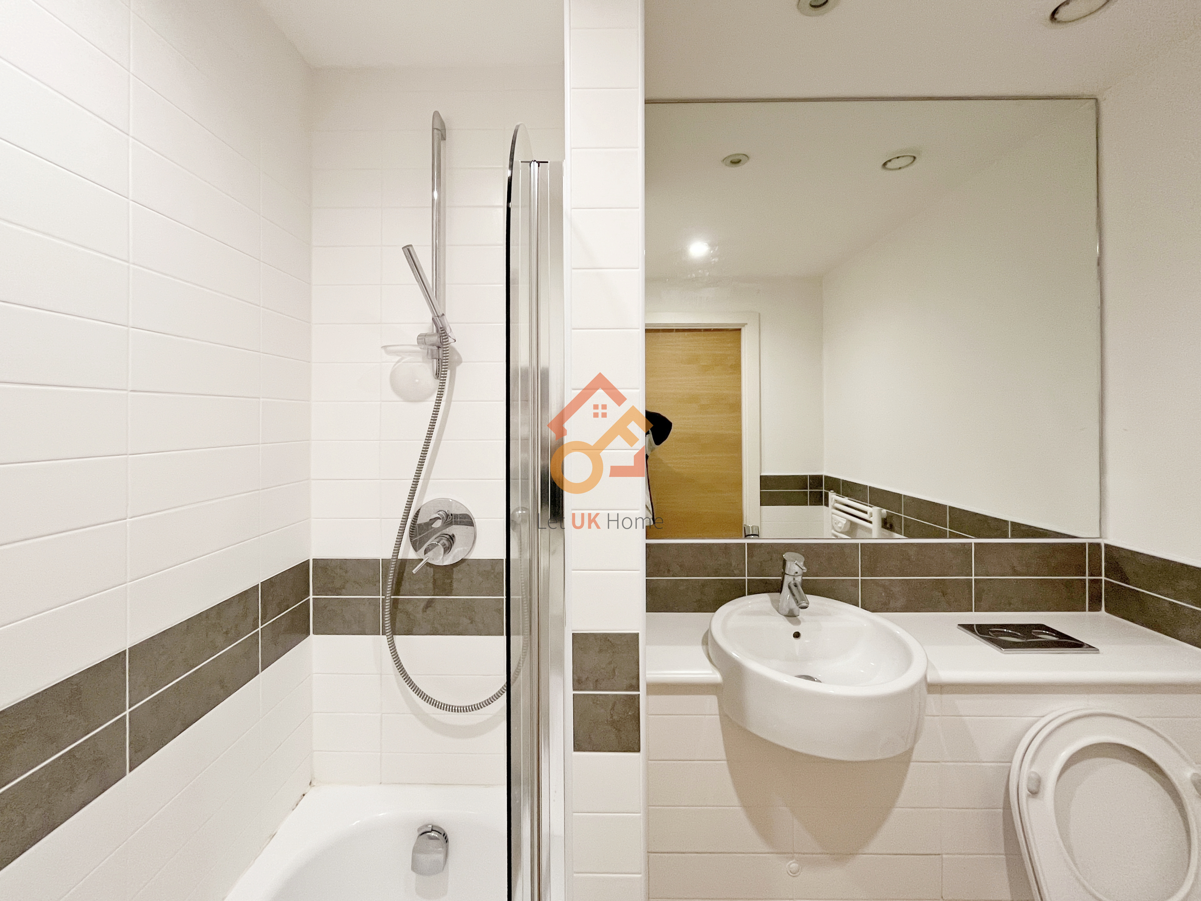 伯明翰Birmingham·2房2卫·Canal Wharf 房源图片