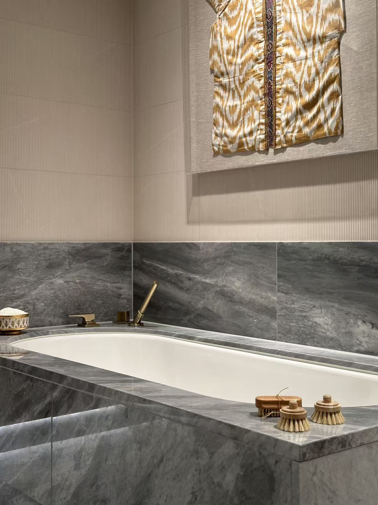 藍莎集團 | 英國置產一站式服務