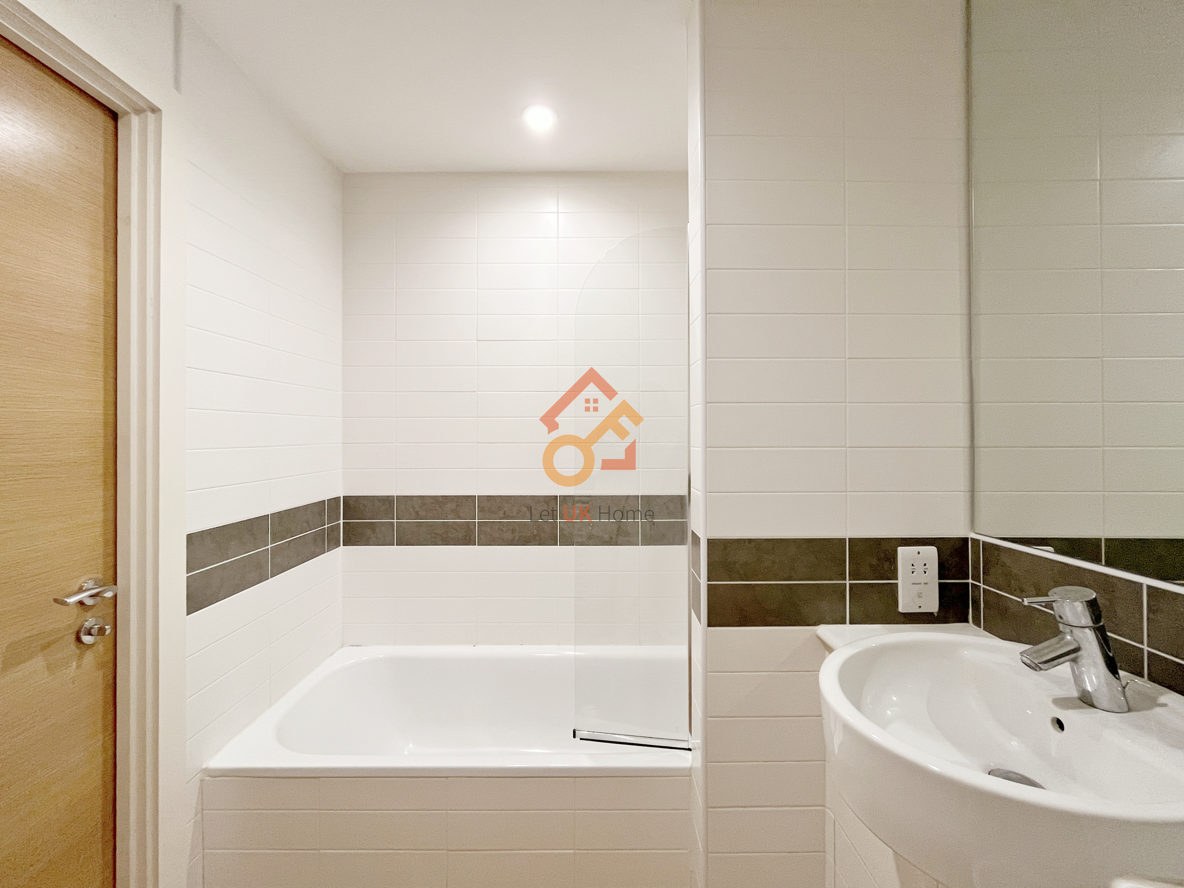 伯明翰Birmingham·2房2卫·Canal Wharf 房源图片