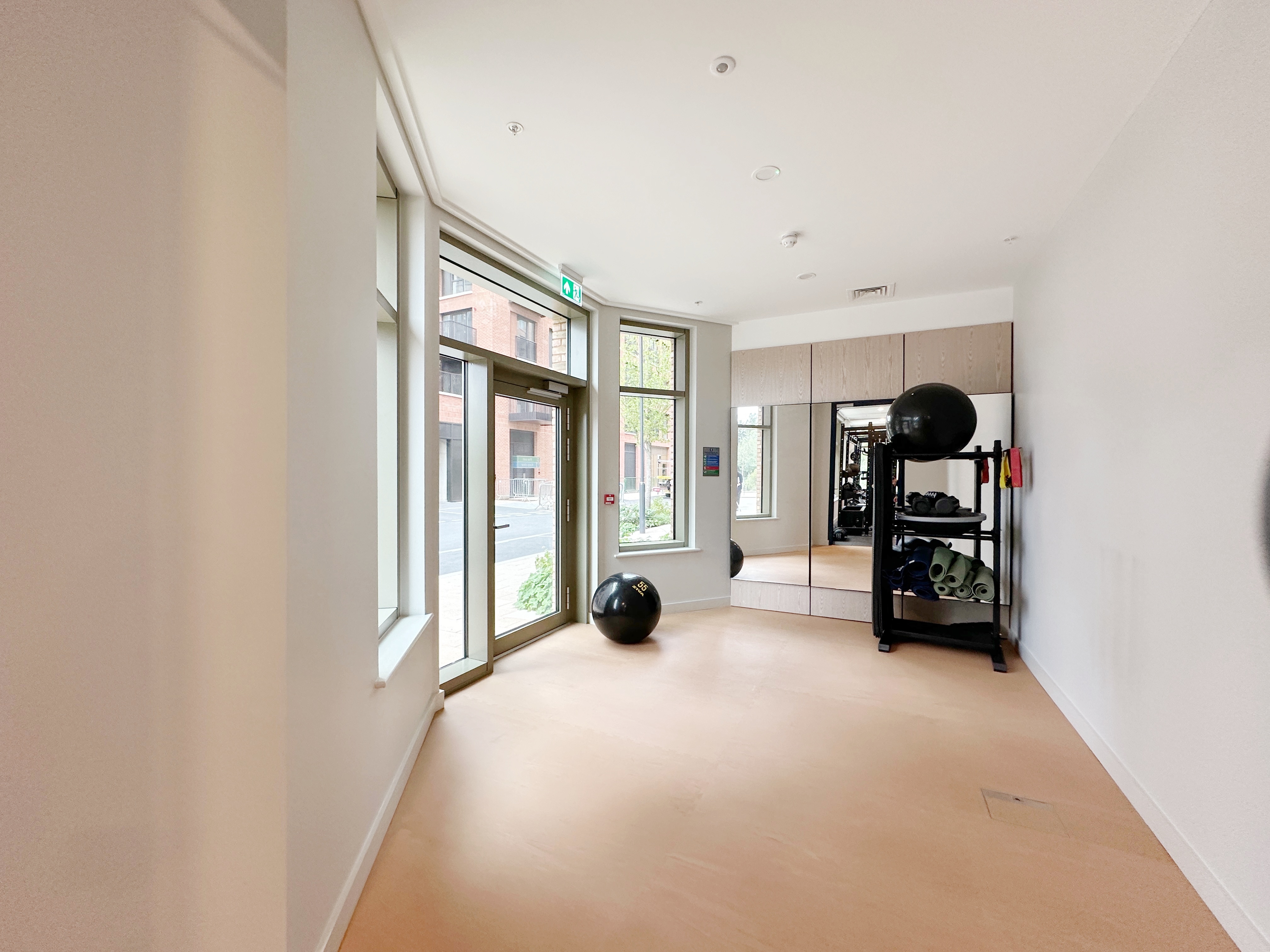 藍莎集團 | 英國置產一站式服務