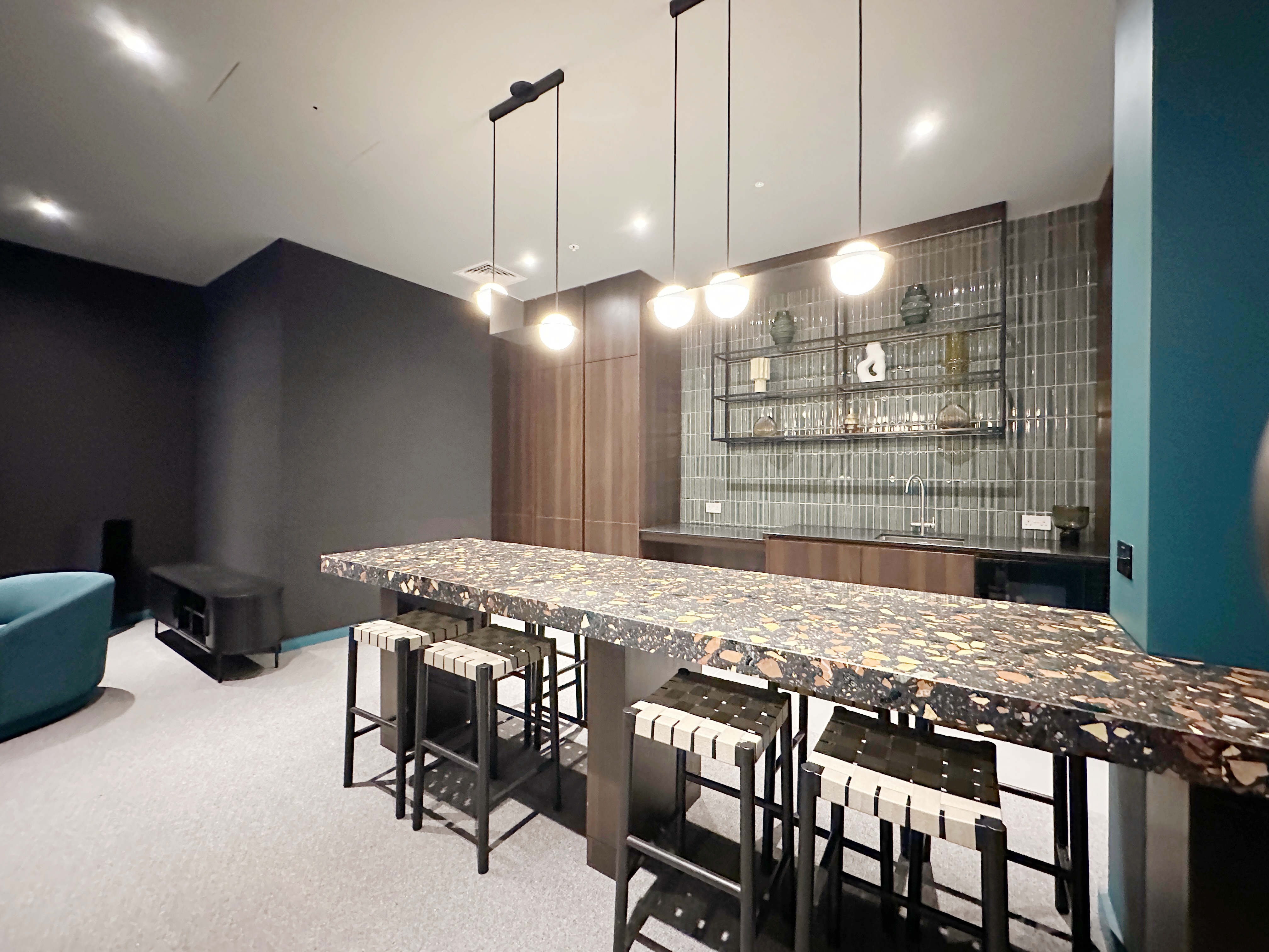 藍莎集團 | 英國置產一站式服務