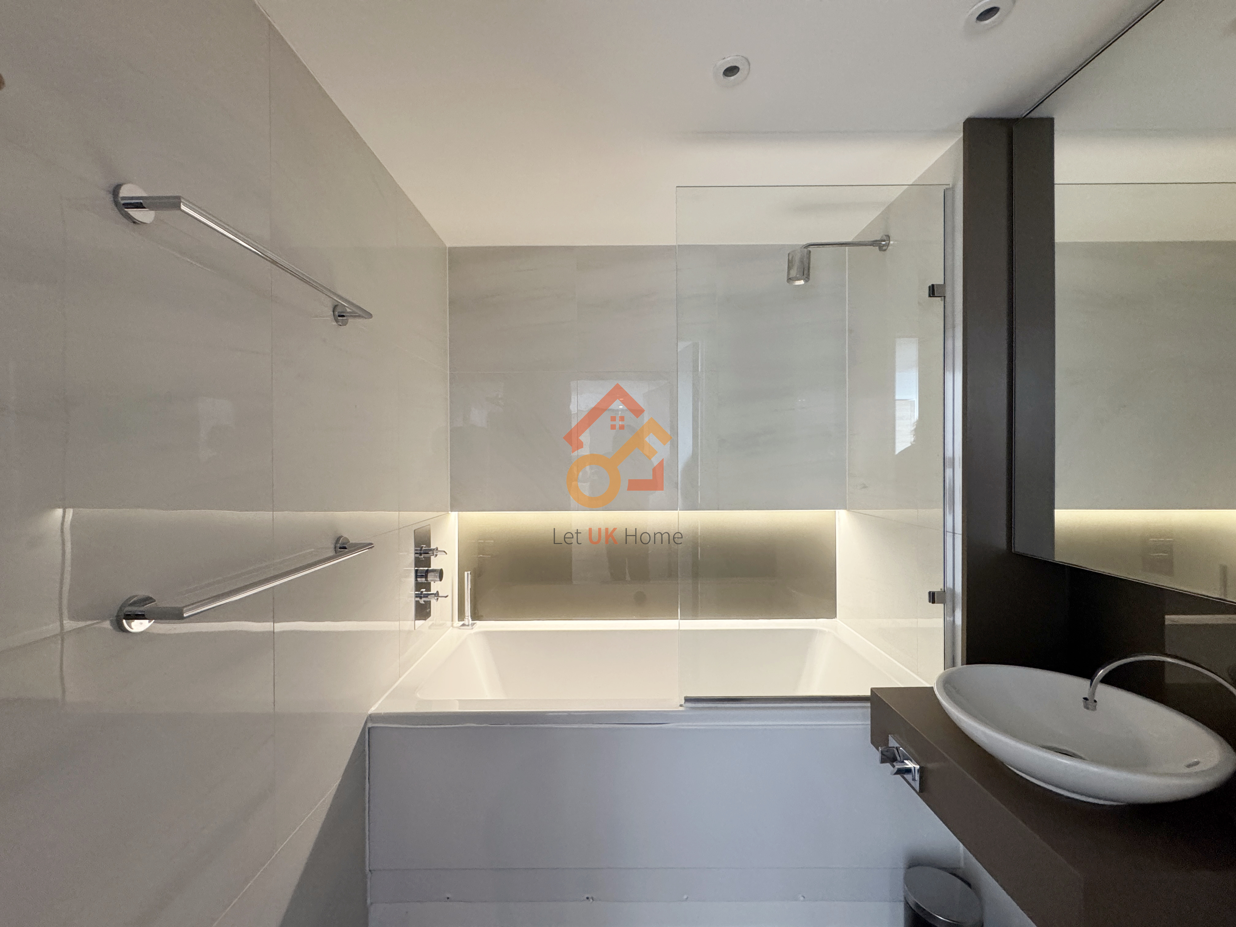 藍莎集團 - 英國樓盤、英國物業代理 | 英國買樓置業一站式服務