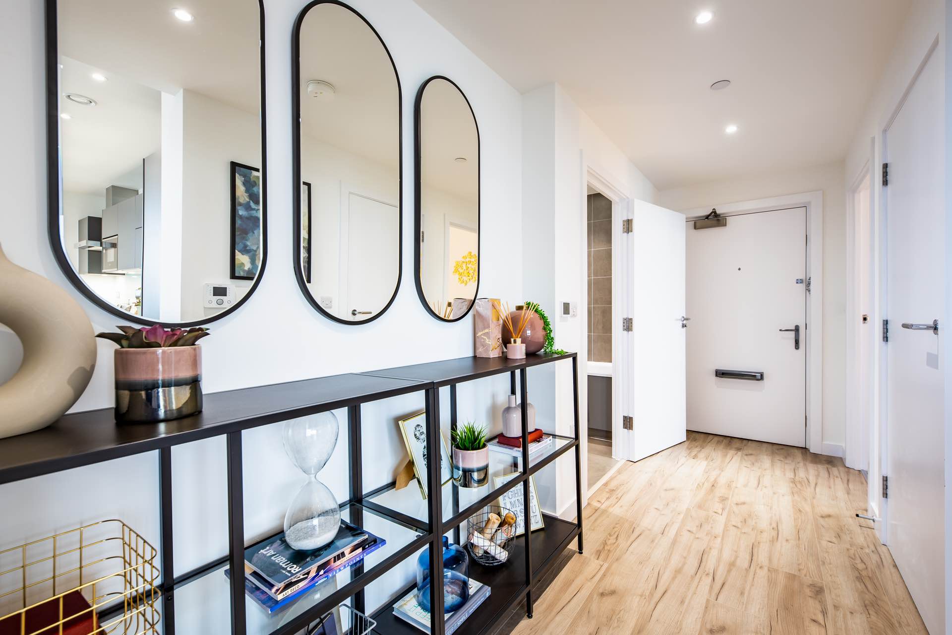 藍莎集團 | 英國置產一站式服務