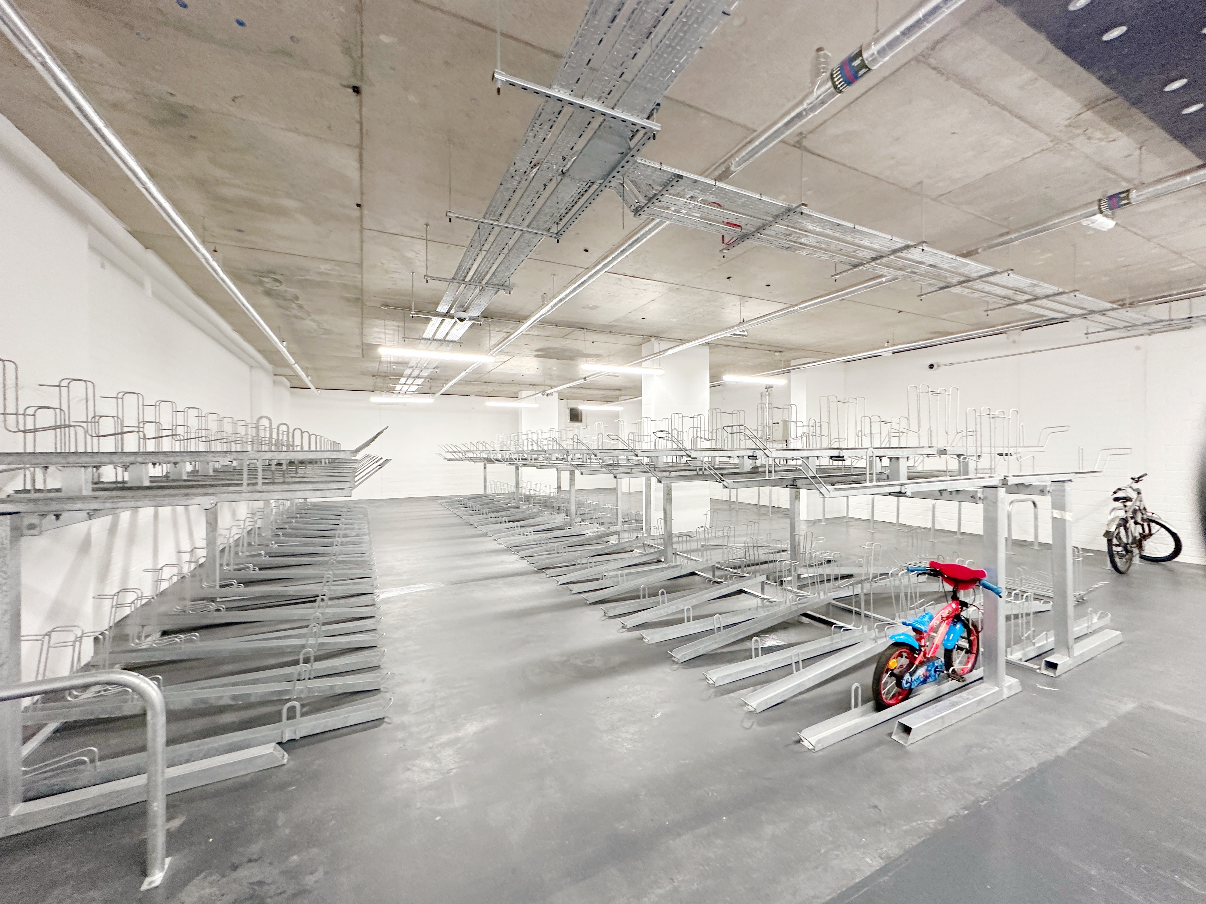 藍莎集團 | 英國置產一站式服務