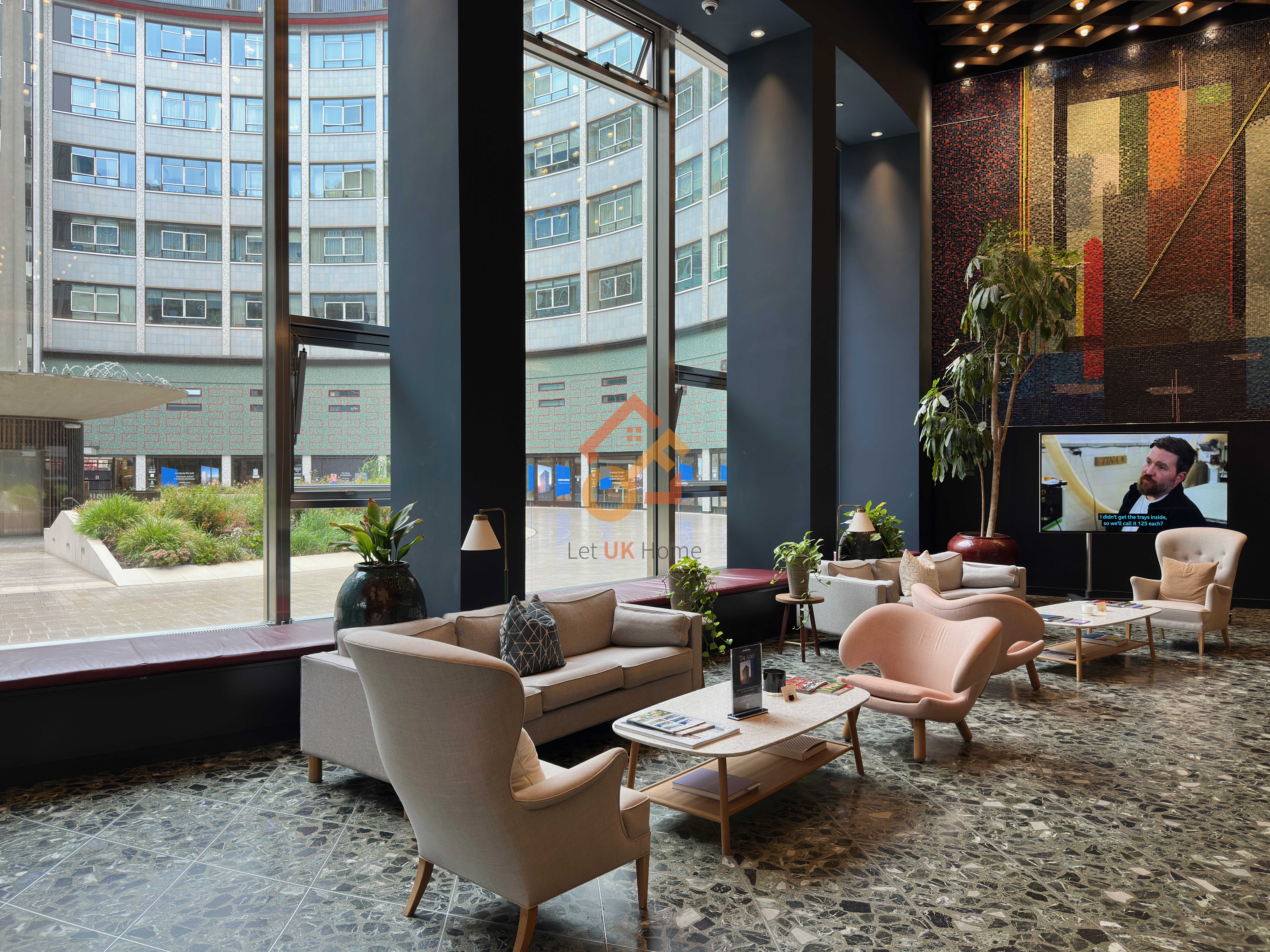 伦敦White City·2房·Wood Crescent 项目配套