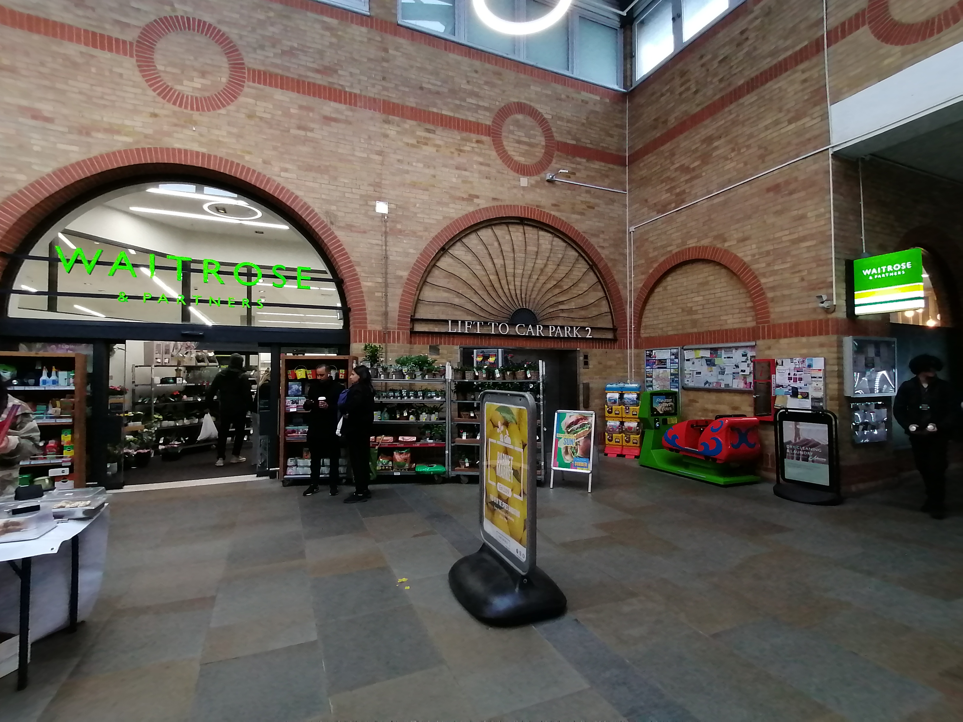 藍莎集團 | 英國置產一站式服務