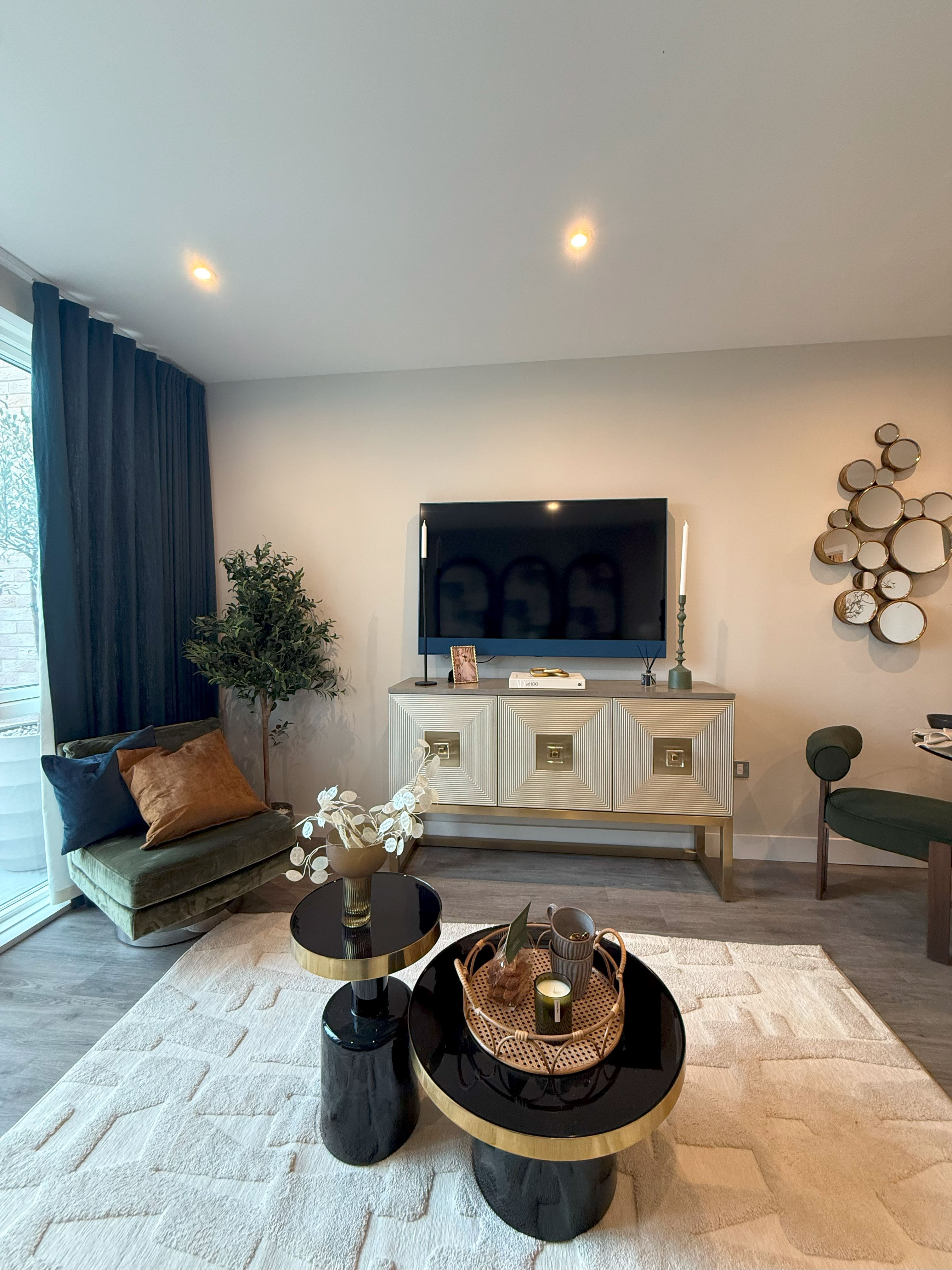 藍莎集團 | 英國置產一站式服務