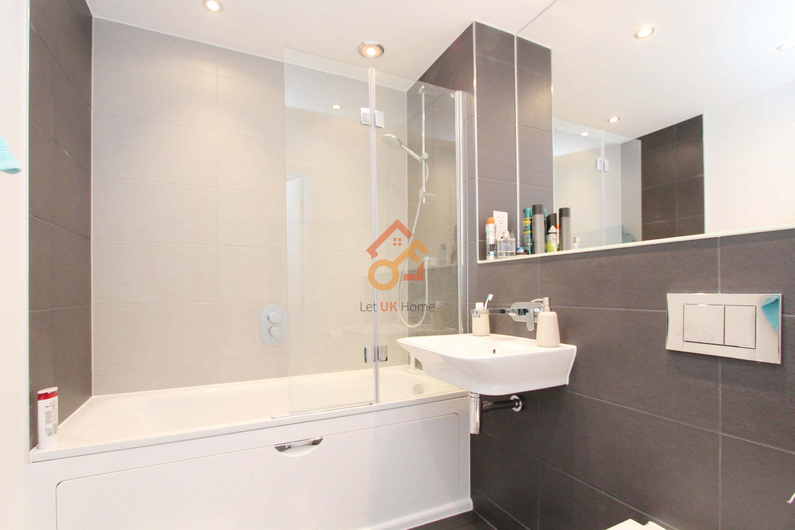 藍莎集團 | 英國置產一站式服務