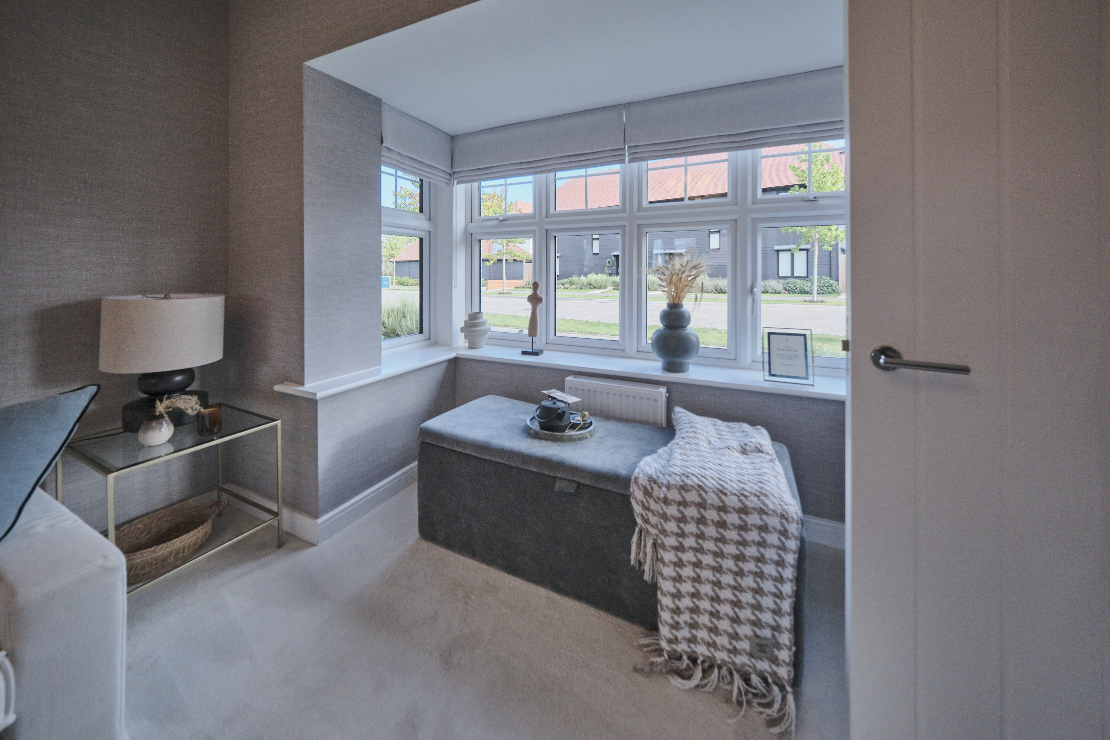 藍莎集團 - 英國樓盤、英國物業代理 | 英國買樓置業一站式服務